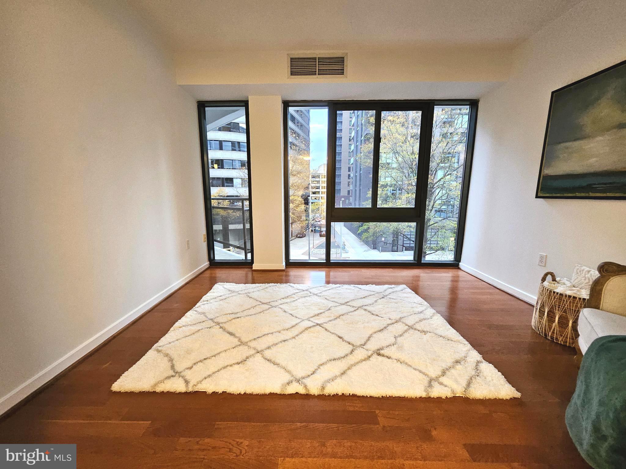 1530 Key BOULEVARD Unit: 421
