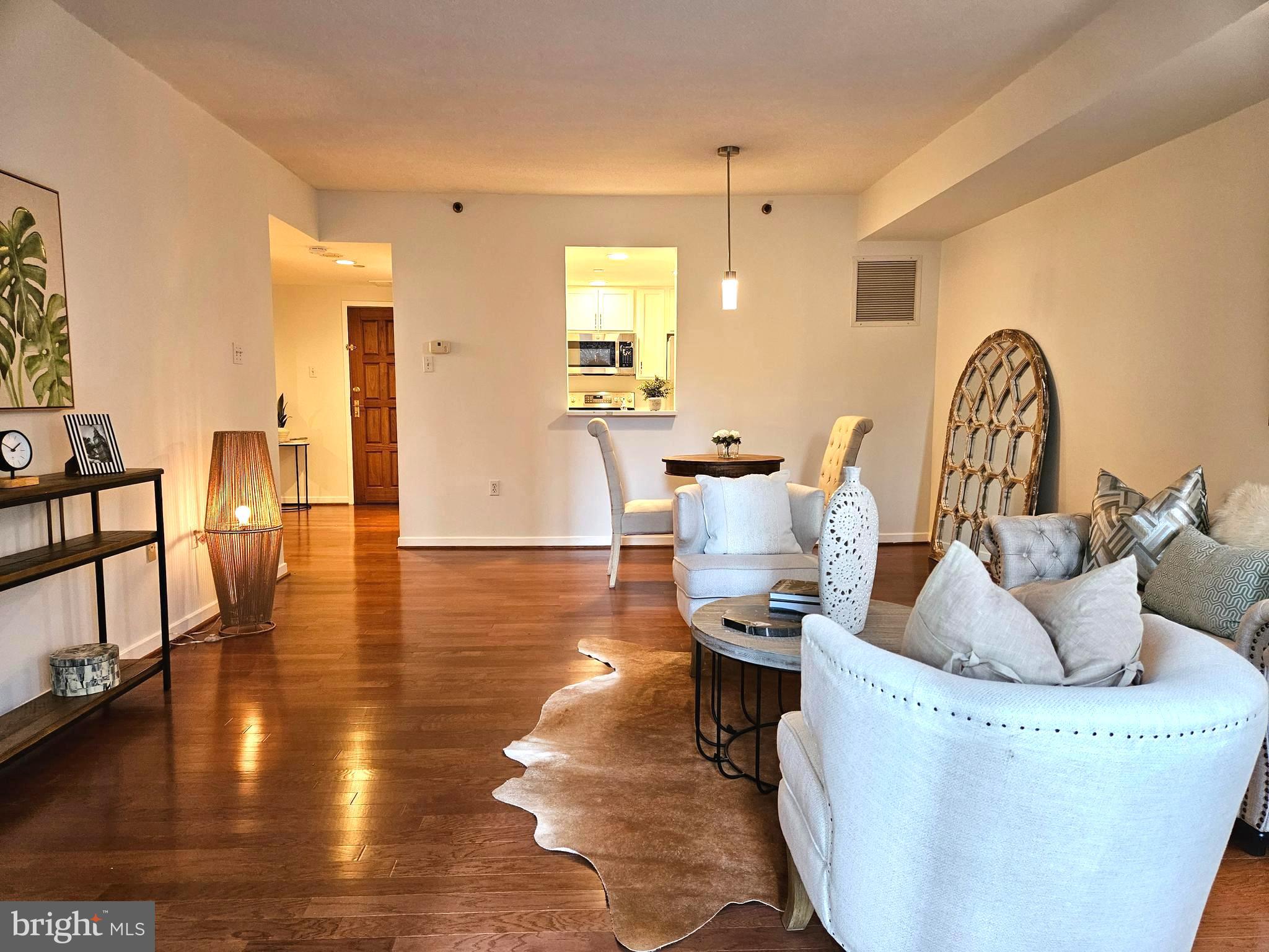 1530 Key BOULEVARD Unit: 421
