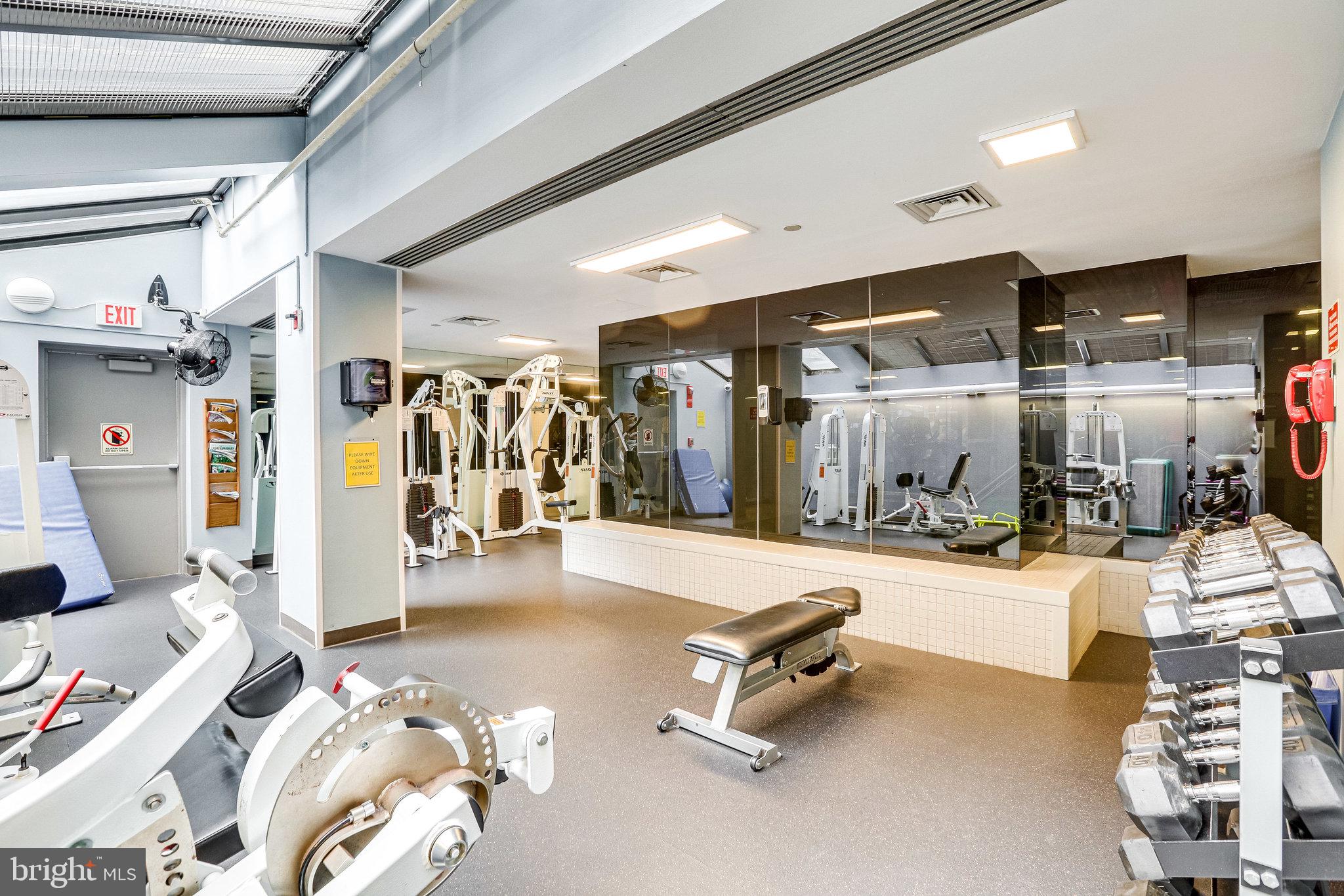 1530 Key BOULEVARD Unit: 421