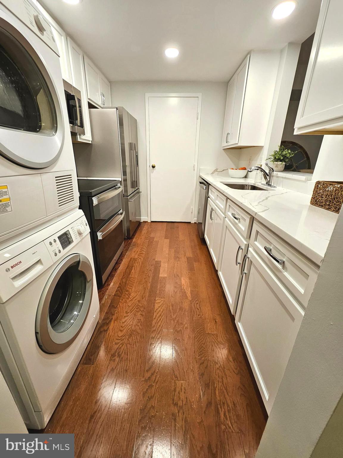 1530 Key BOULEVARD Unit: 421
