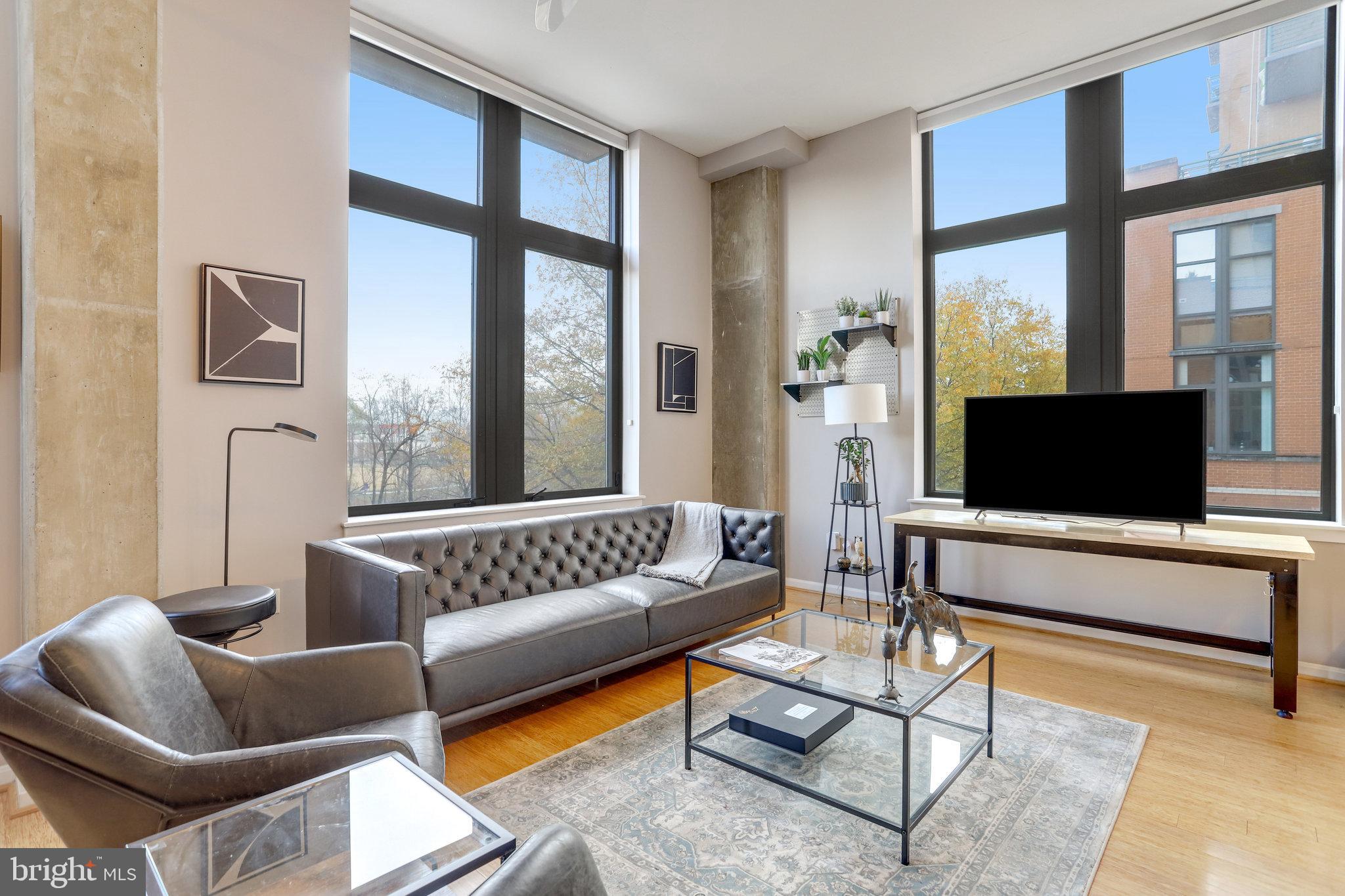 2720 S Arlington Mill DRIVE Unit: 208