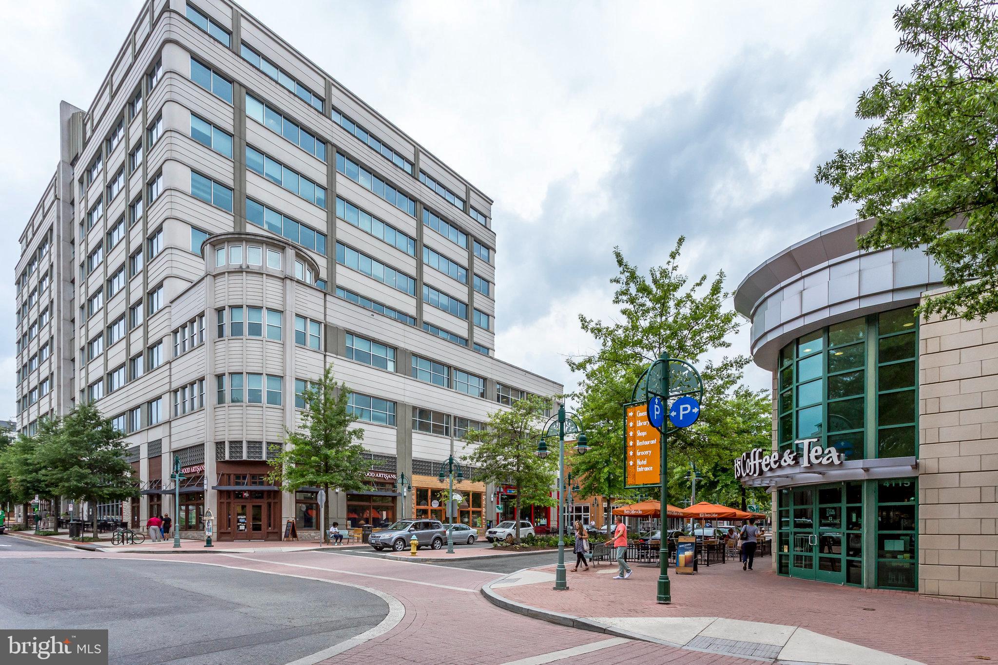 2720 S Arlington Mill DRIVE Unit: 208