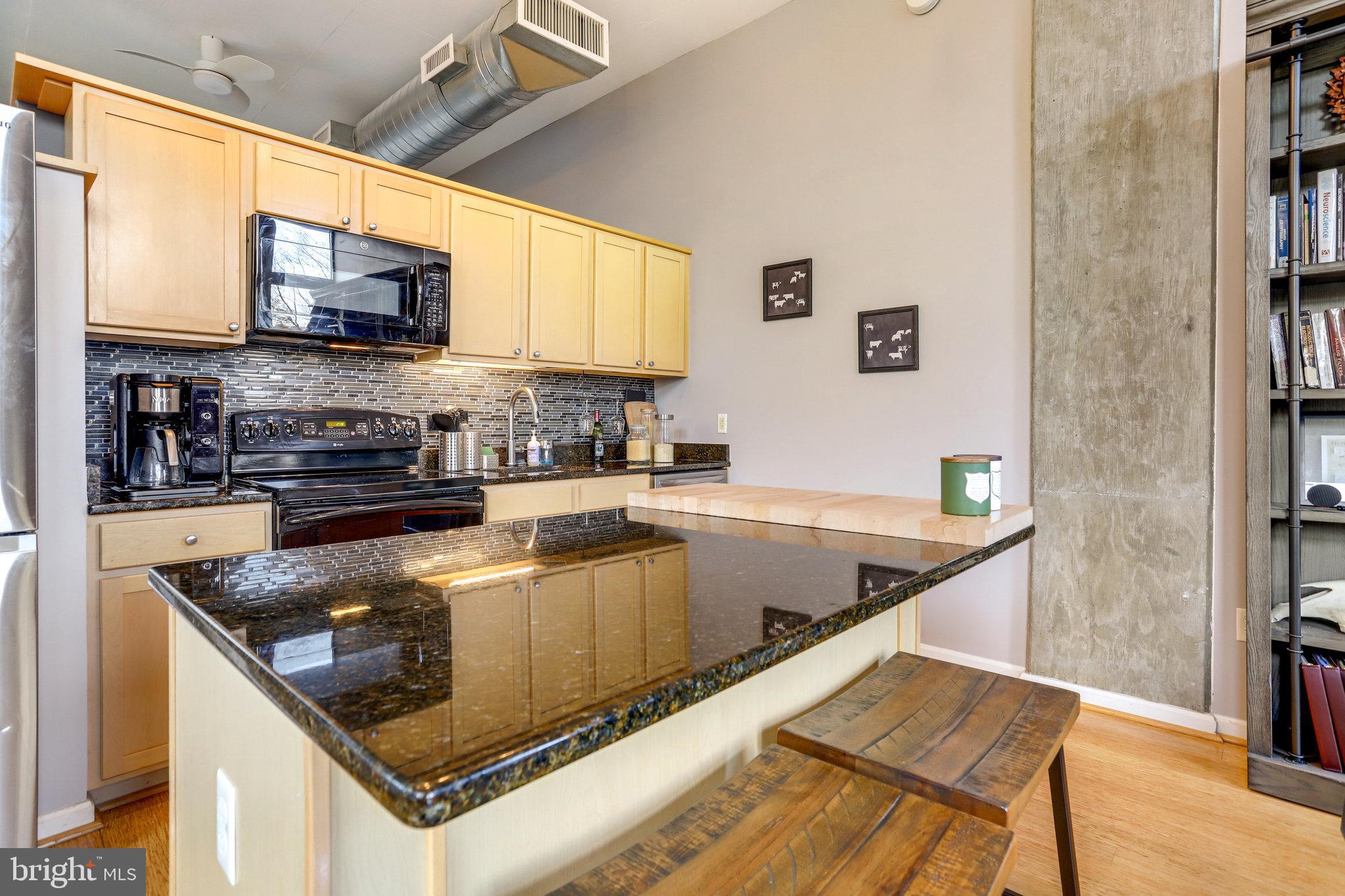 2720 S Arlington Mill DRIVE Unit: 208