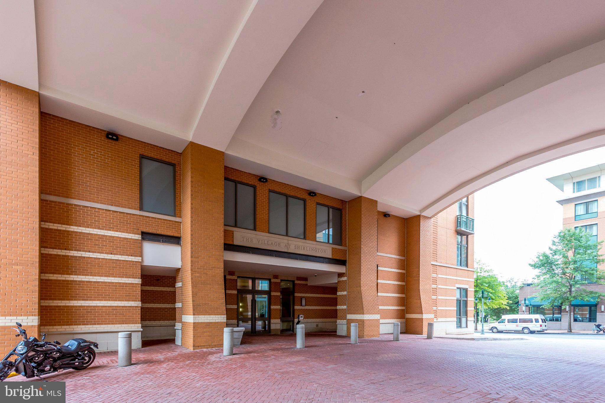 2720 S Arlington Mill DRIVE Unit: 208