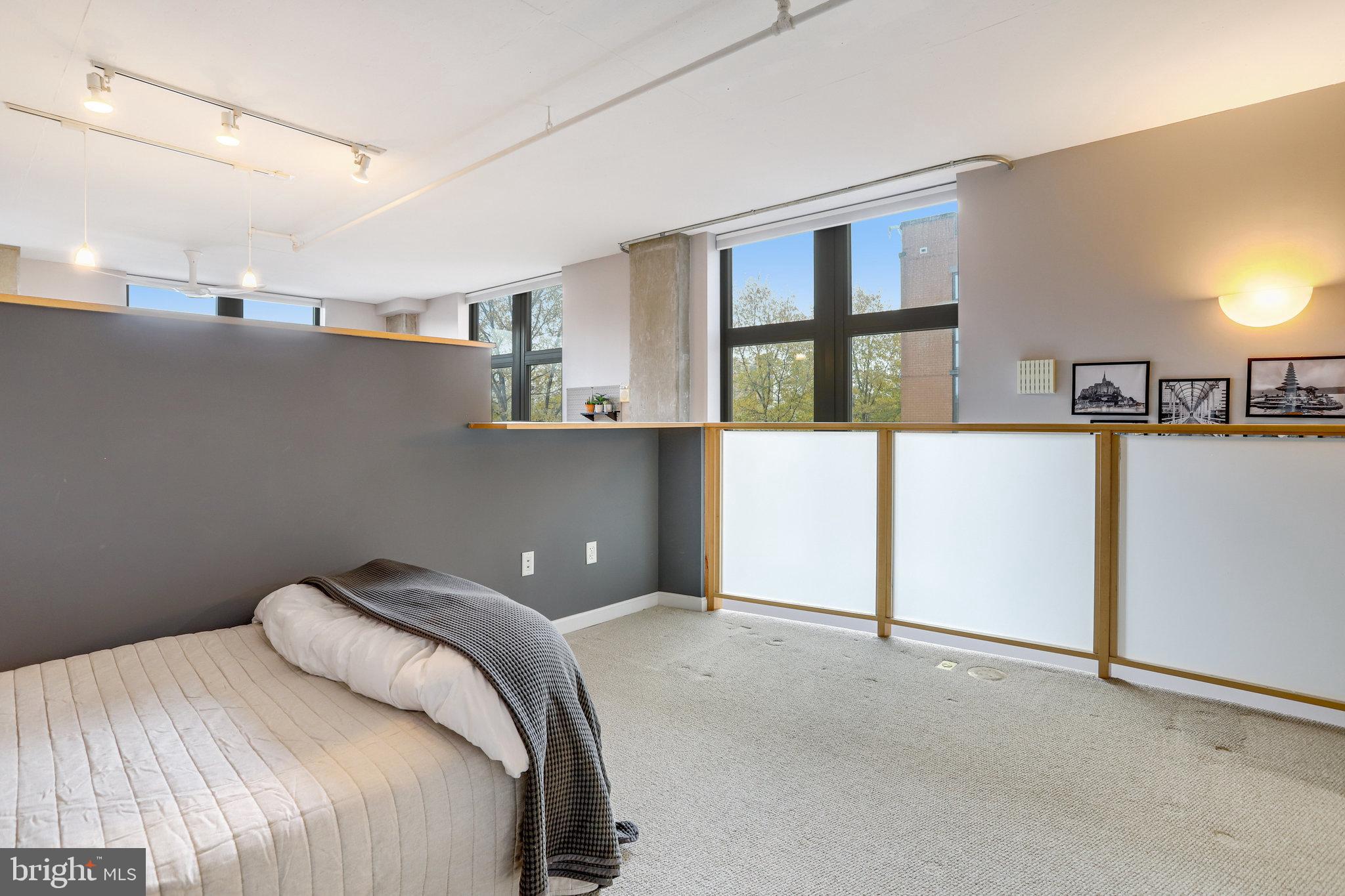2720 S Arlington Mill DRIVE Unit: 208