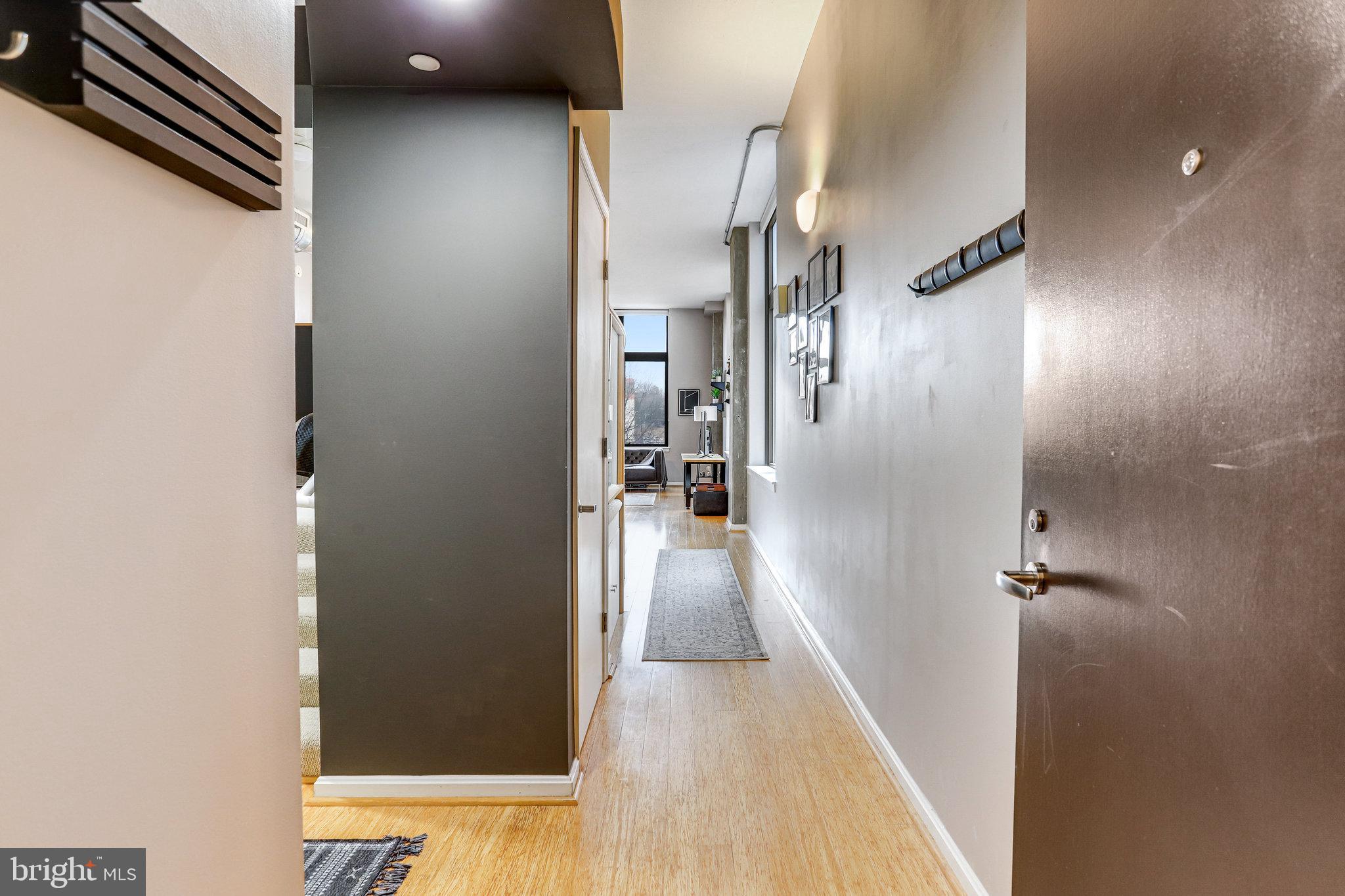 2720 S Arlington Mill DRIVE Unit: 208