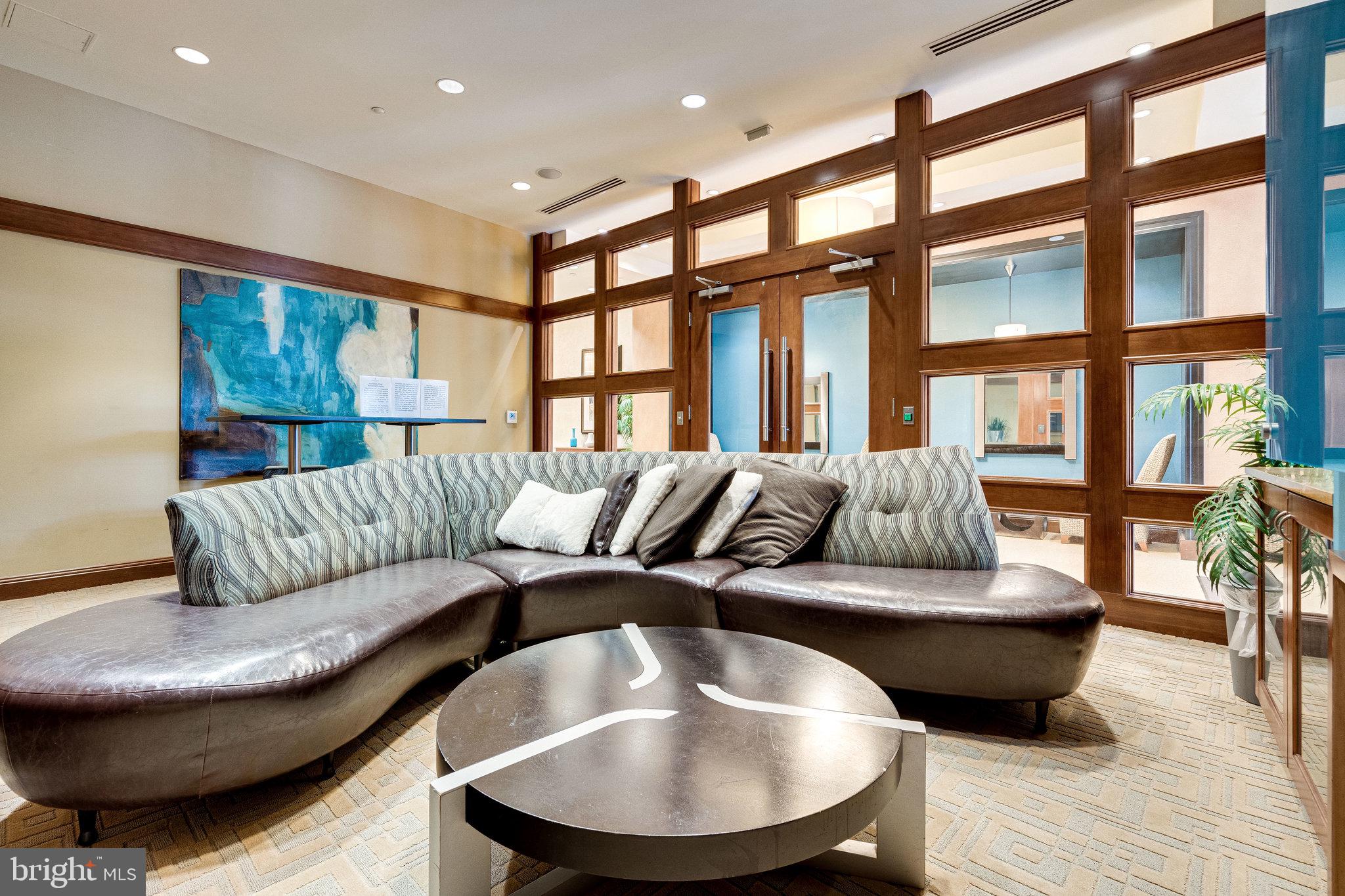 2720 S Arlington Mill DRIVE Unit: 208