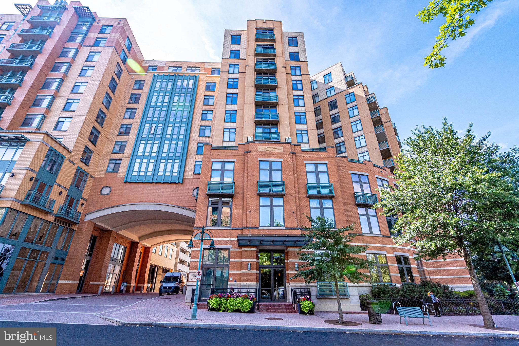 2720 S Arlington Mill DRIVE Unit: 208