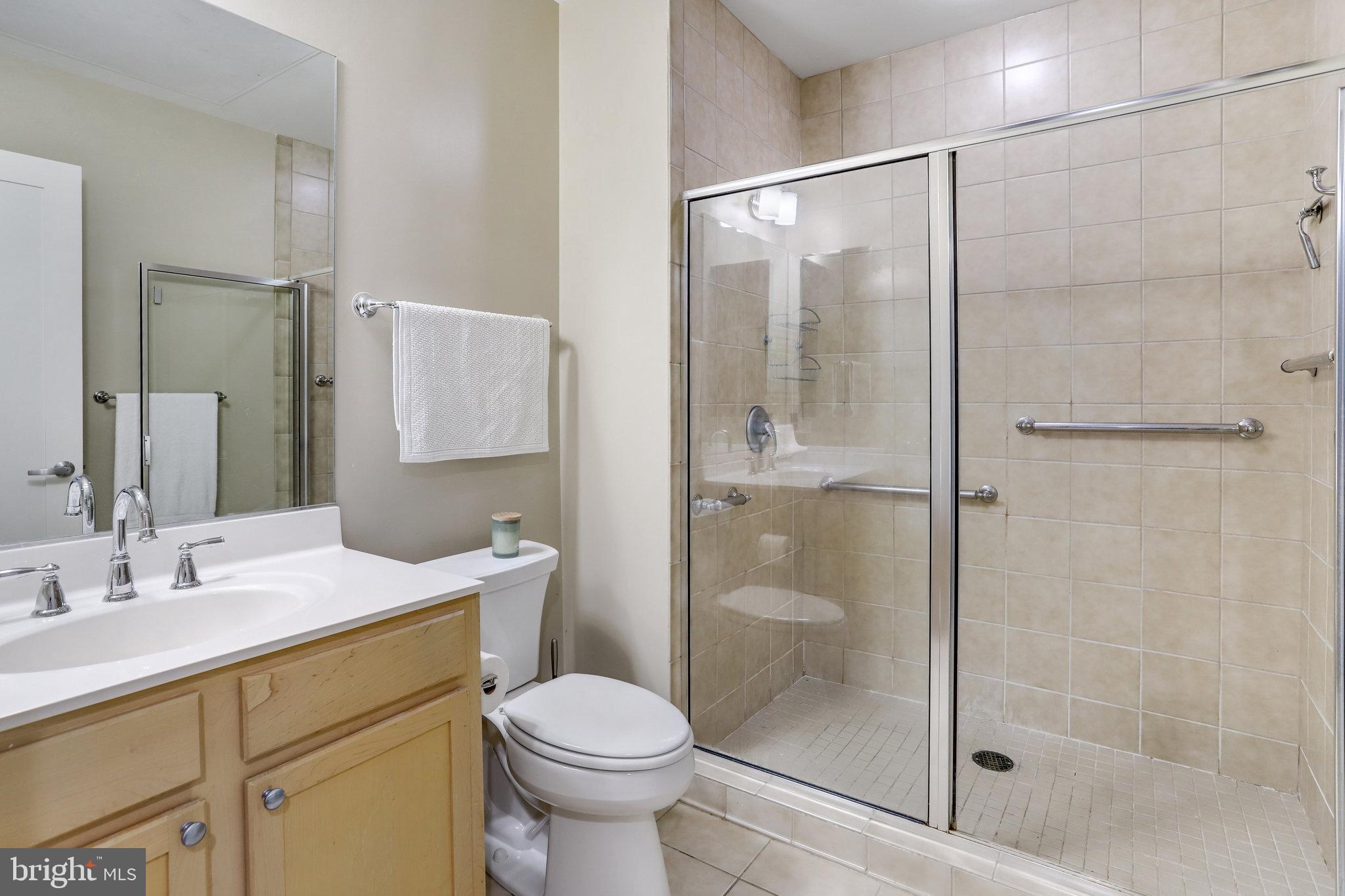2720 S Arlington Mill DRIVE Unit: 208