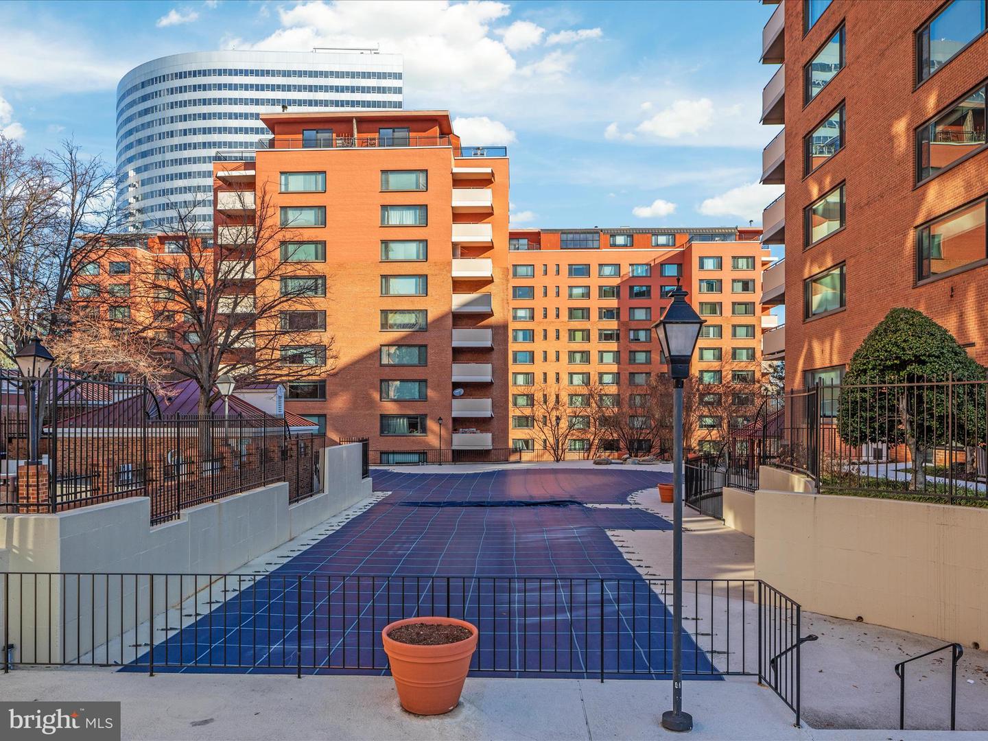 1021 Arlington BOULEVARD Unit: 506