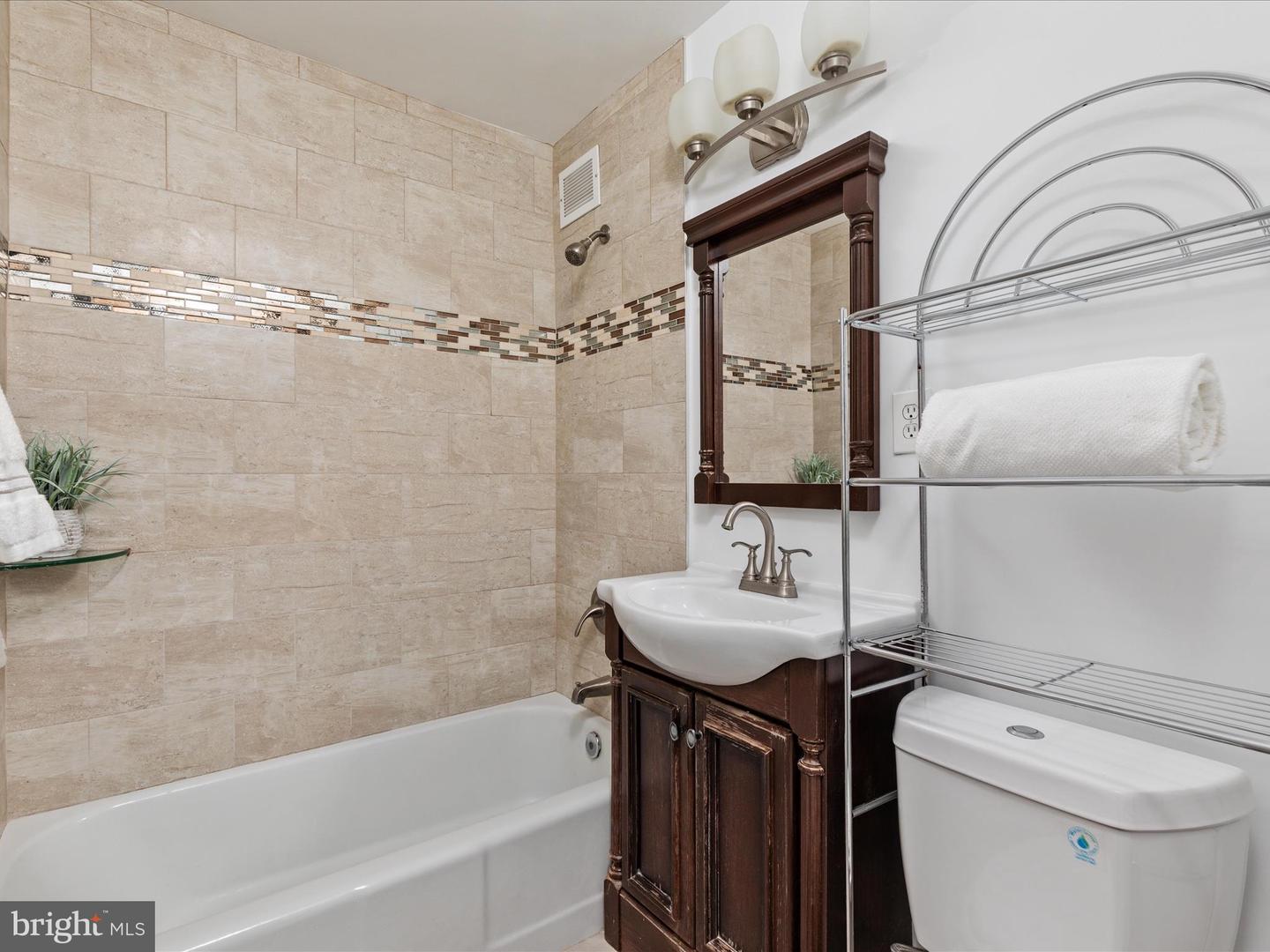 1021 Arlington BOULEVARD Unit: 506