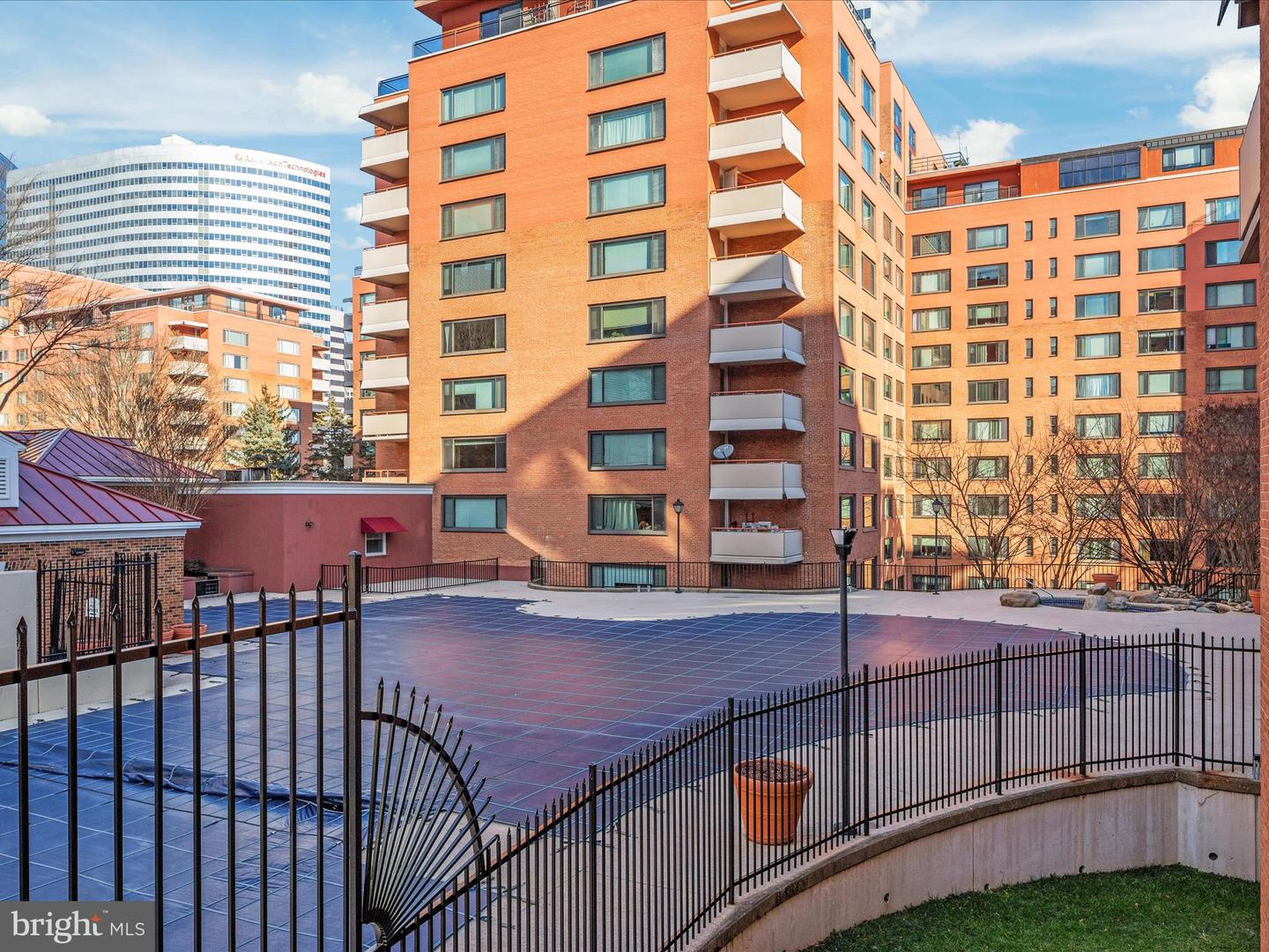1021 Arlington BOULEVARD Unit: 506