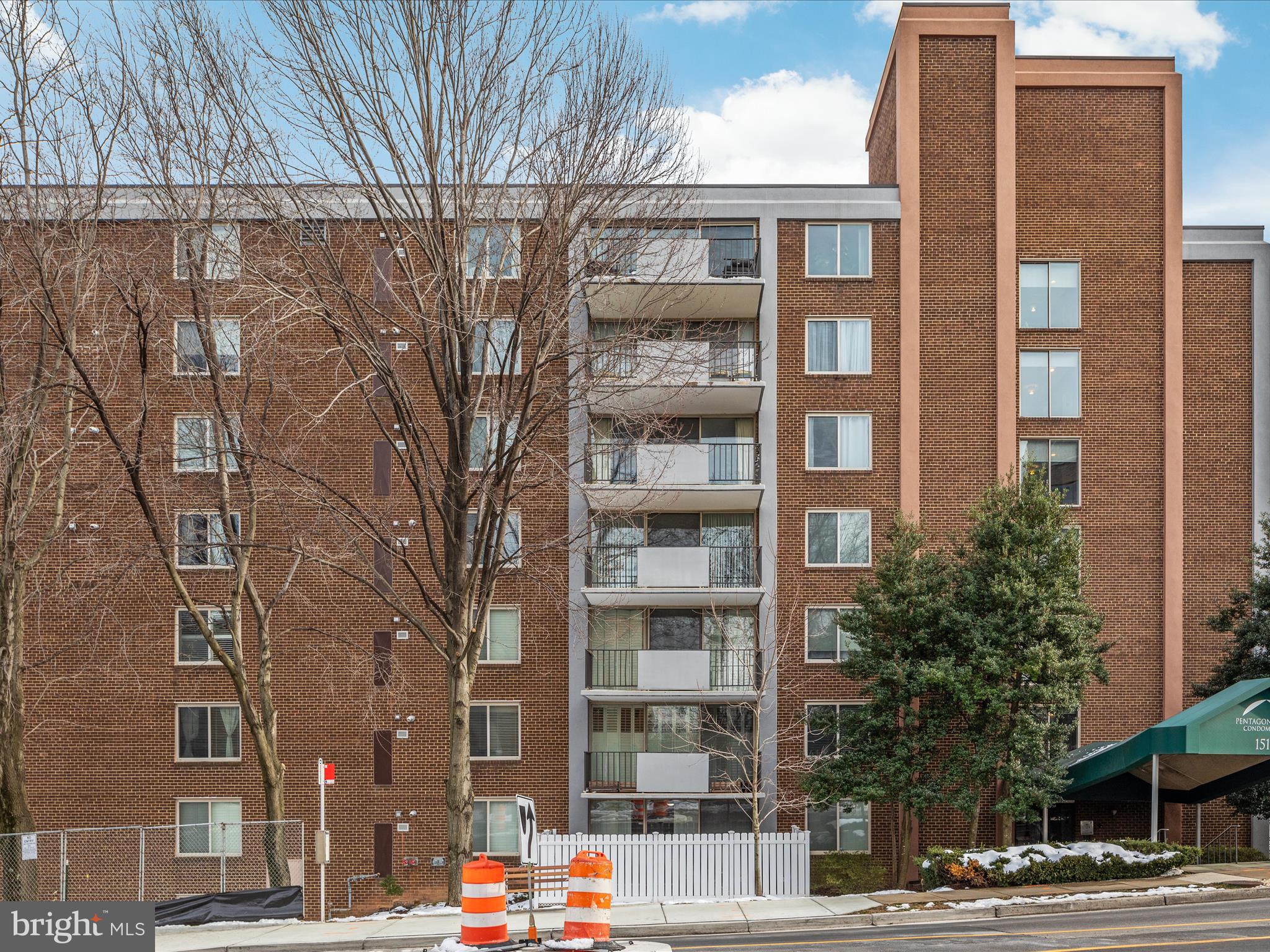 1515 S Arlington Ridge ROAD Unit: 203