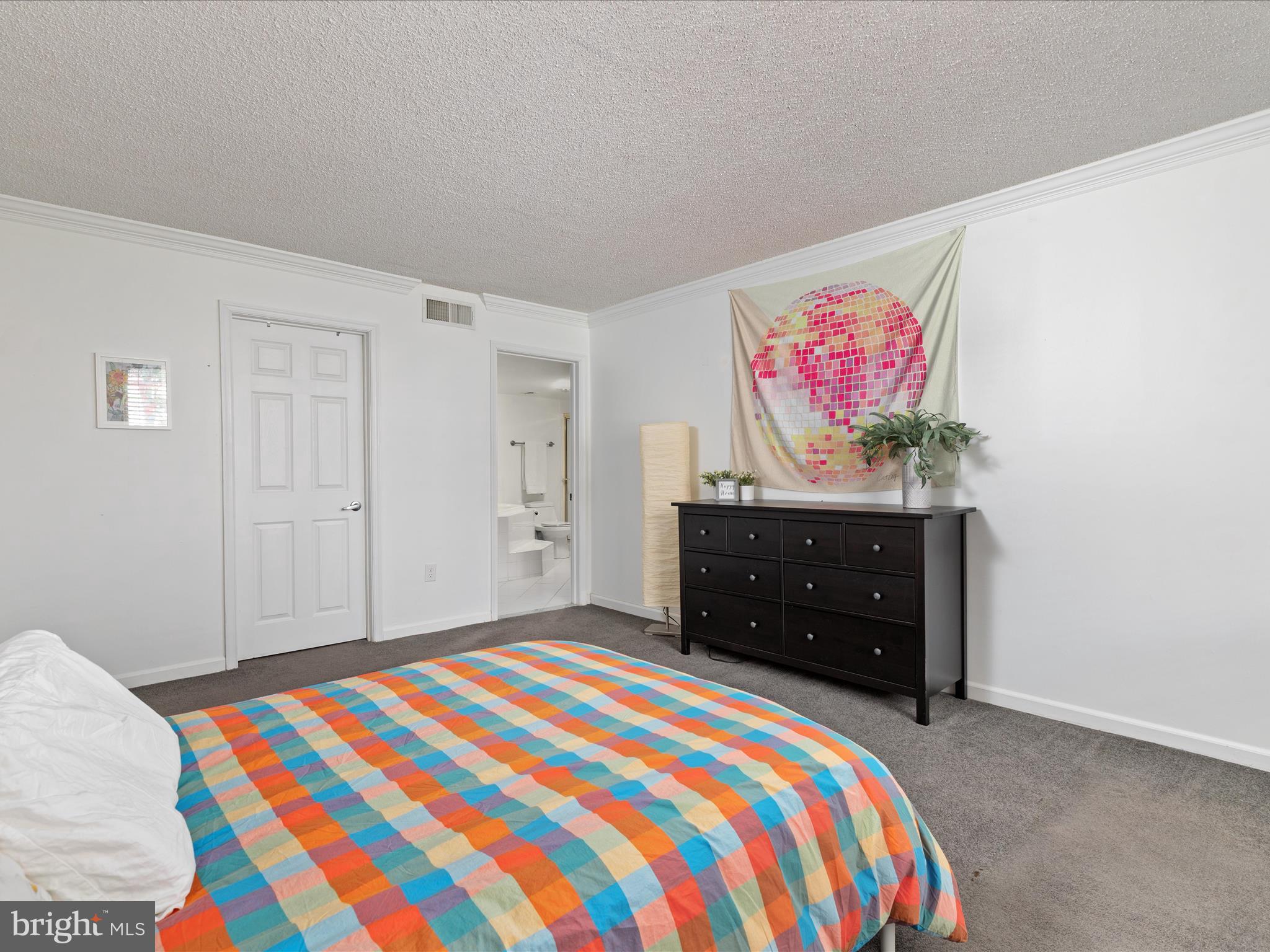 1515 S Arlington Ridge ROAD Unit: 203