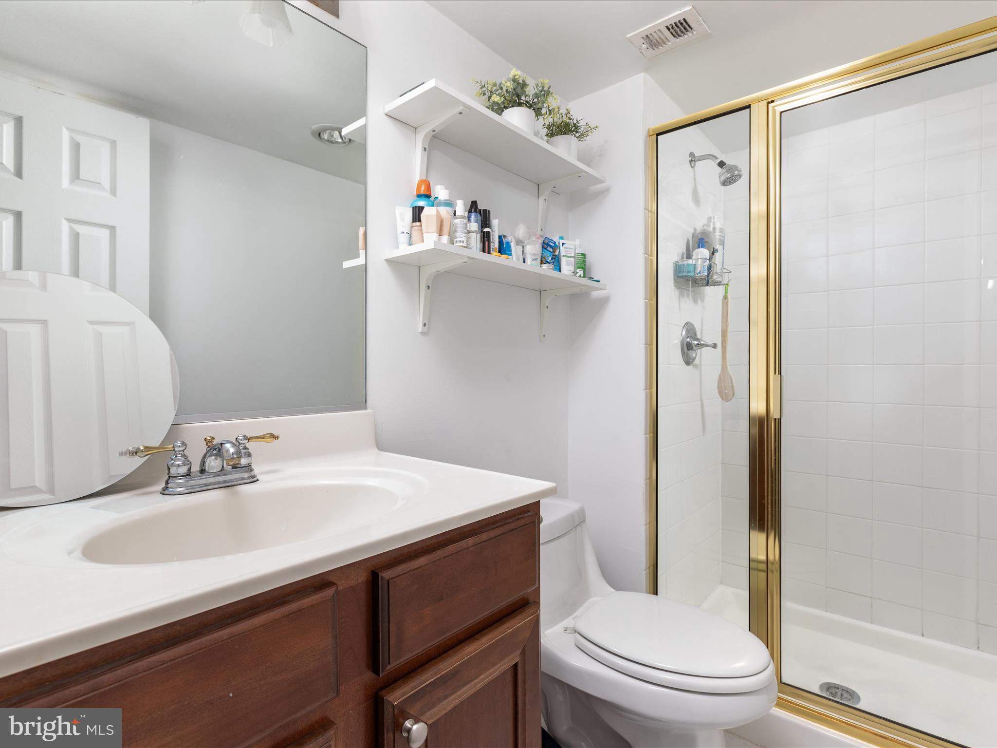1515 S Arlington Ridge ROAD Unit: 203