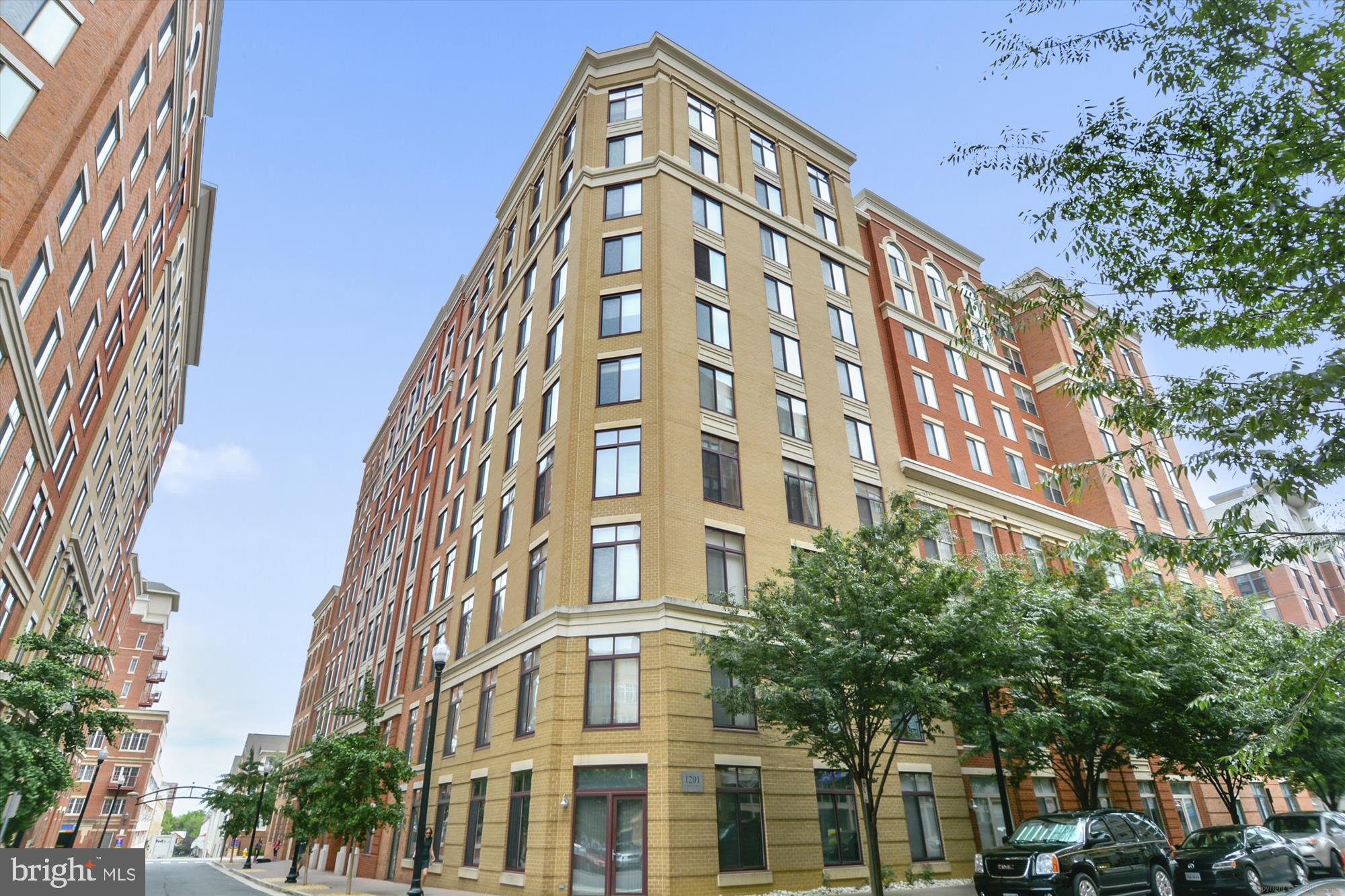 1201 N Garfield St #117