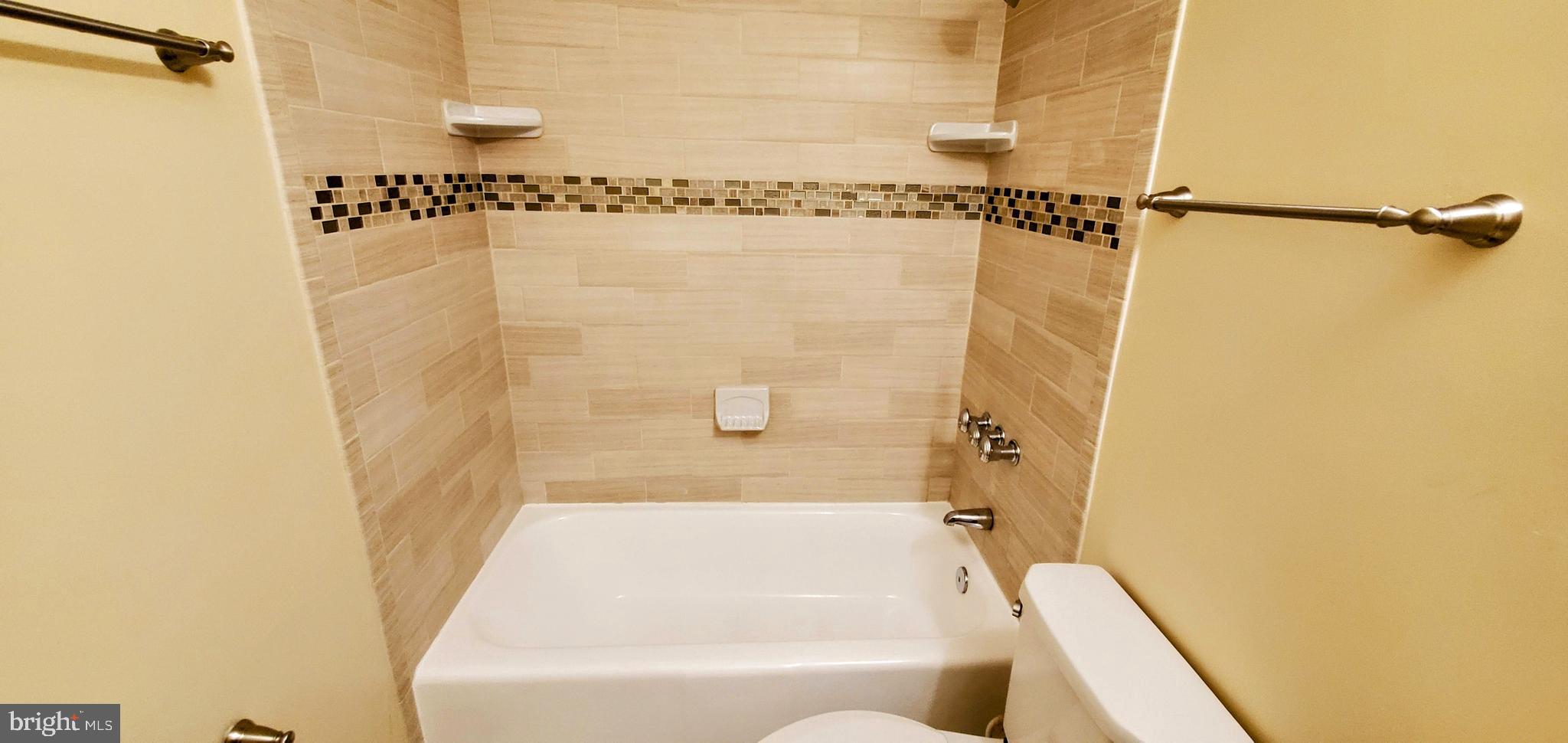 1011 Blvd #438