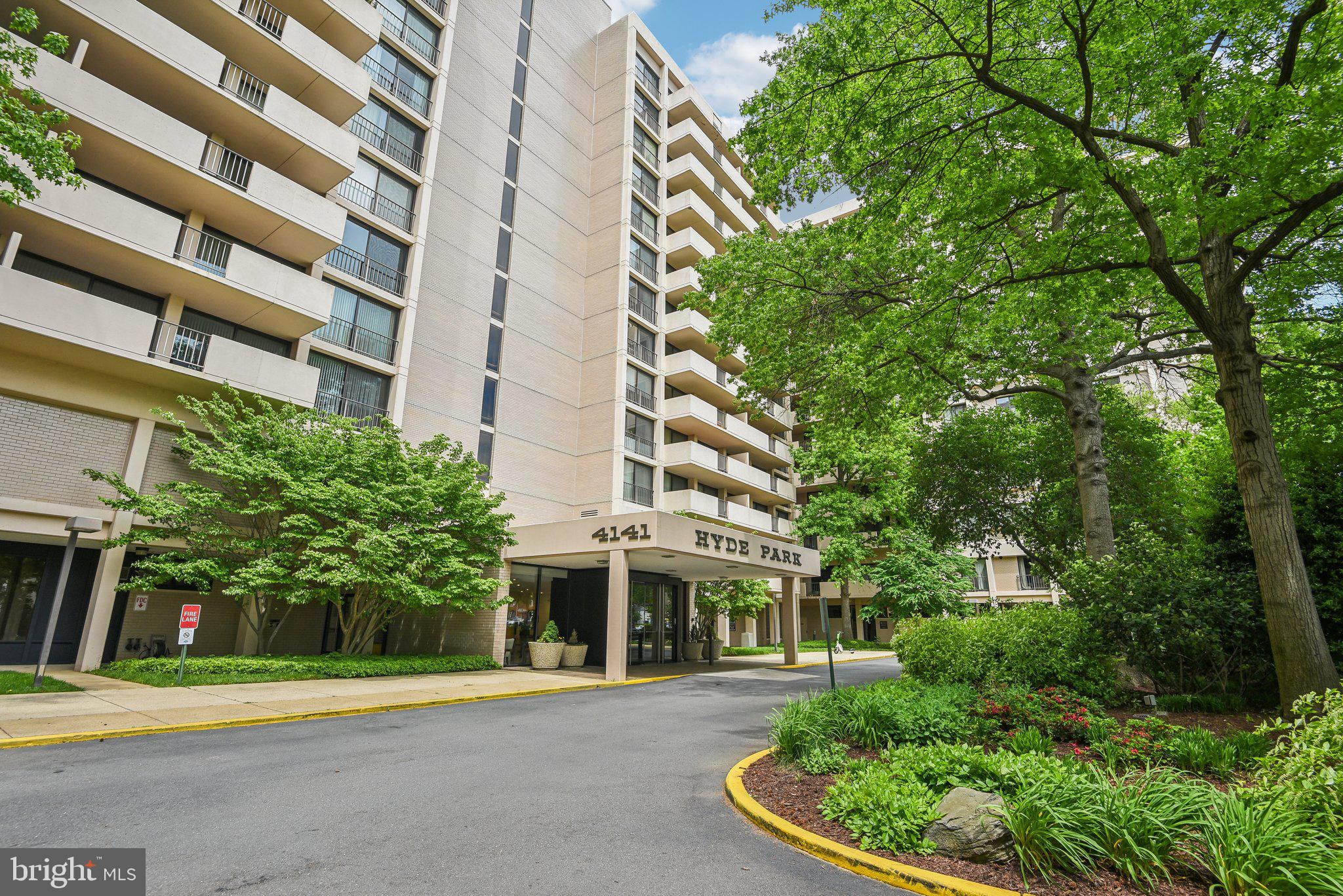 4141 N Henderson Rd #221