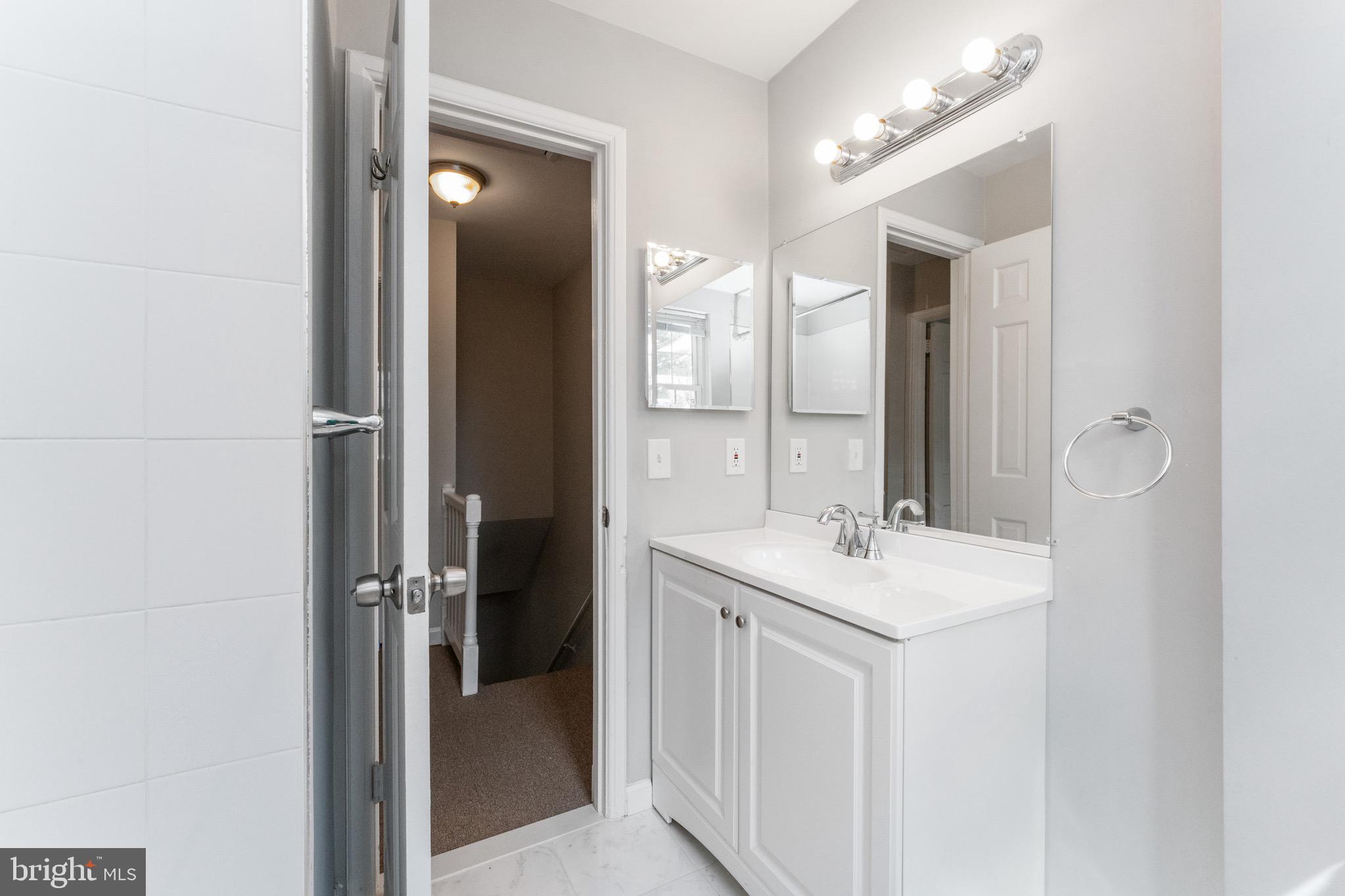 3483 S Utah St
