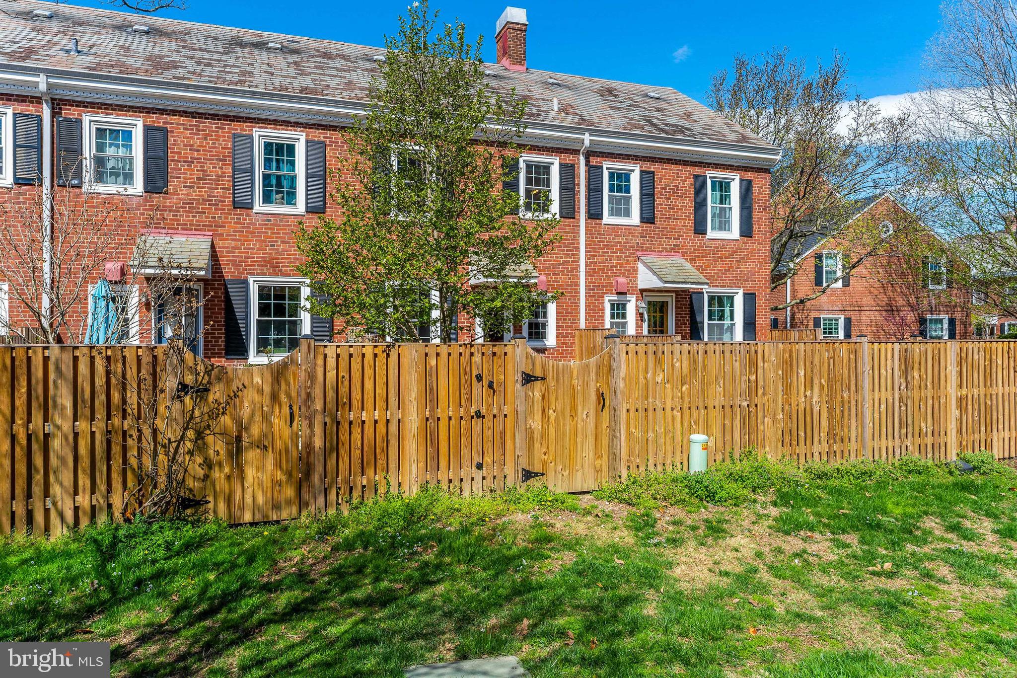 3483 S Utah St