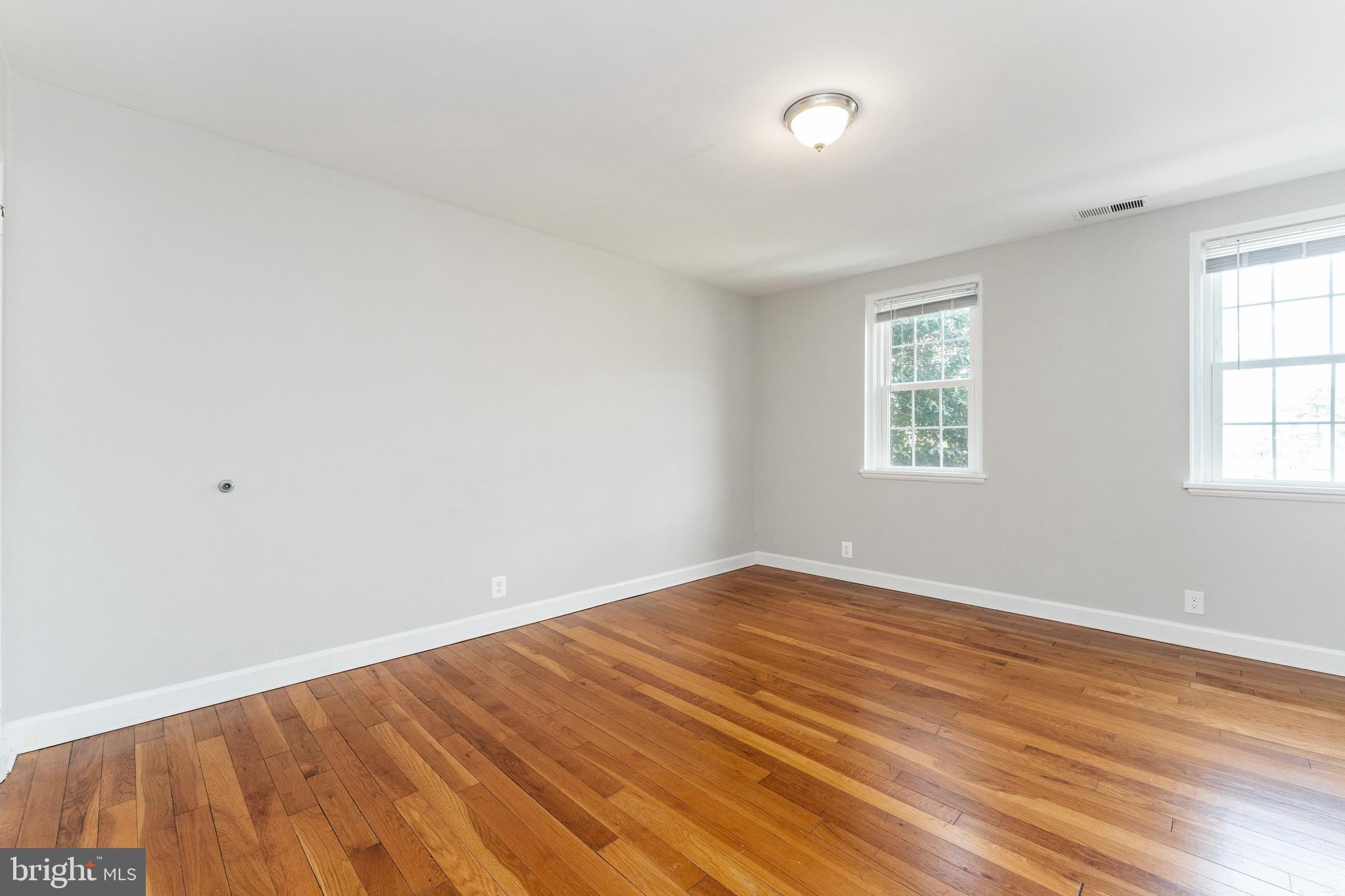 3483 S Utah St