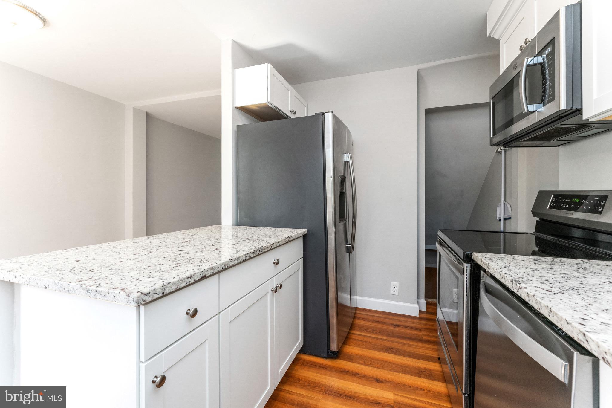 3483 S Utah St