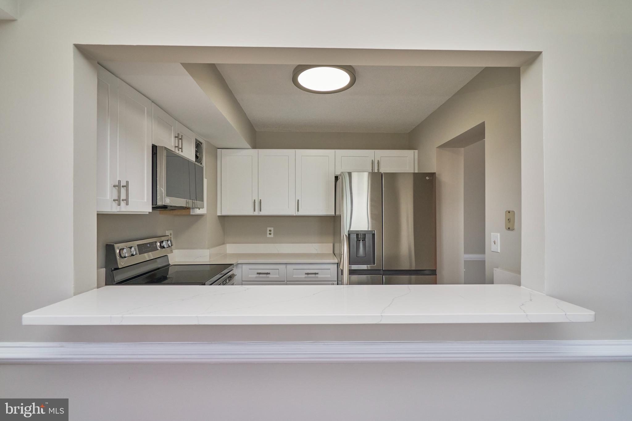 900 N STAFFORD ST #1219