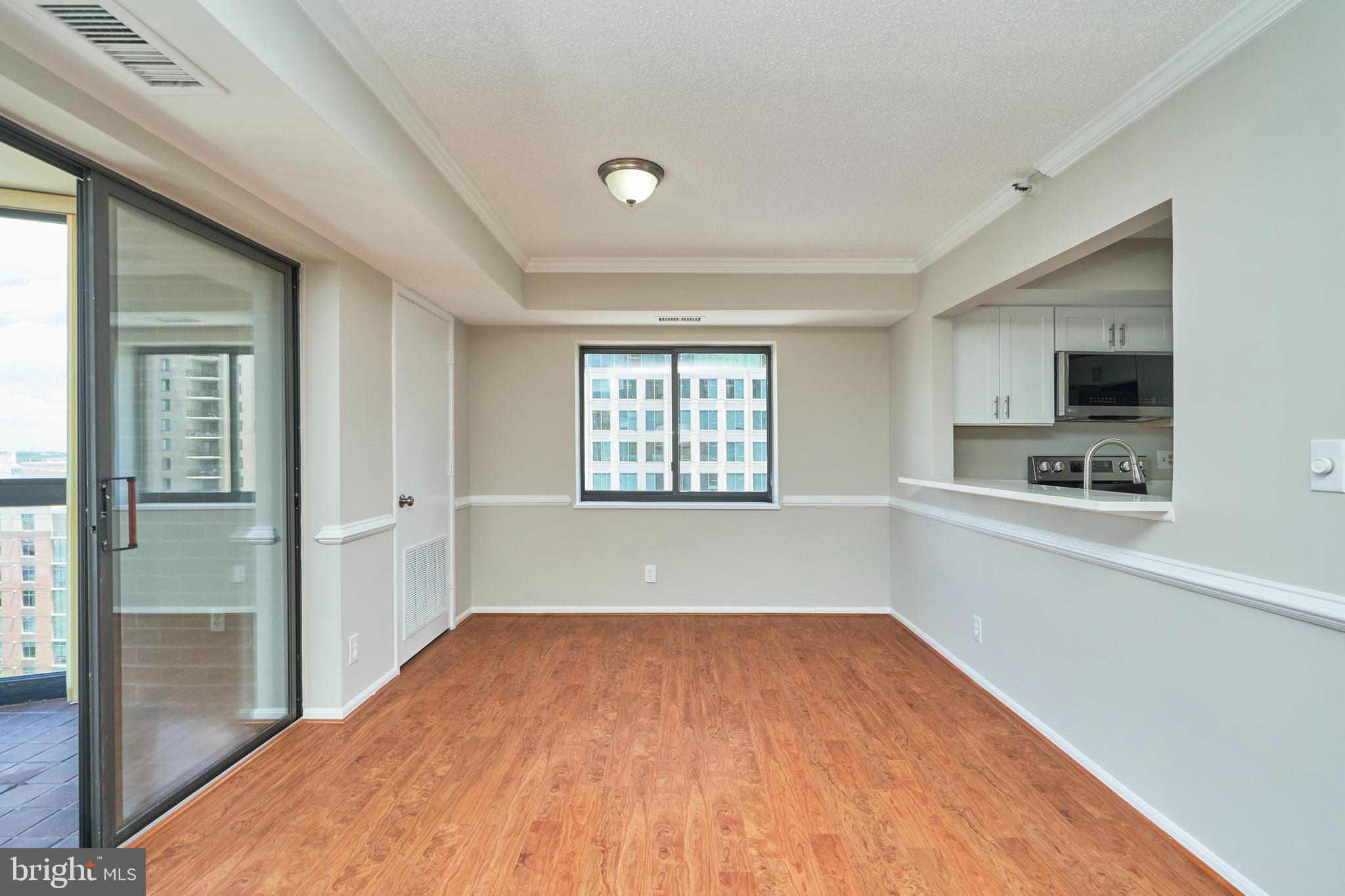 900 N STAFFORD ST #1219