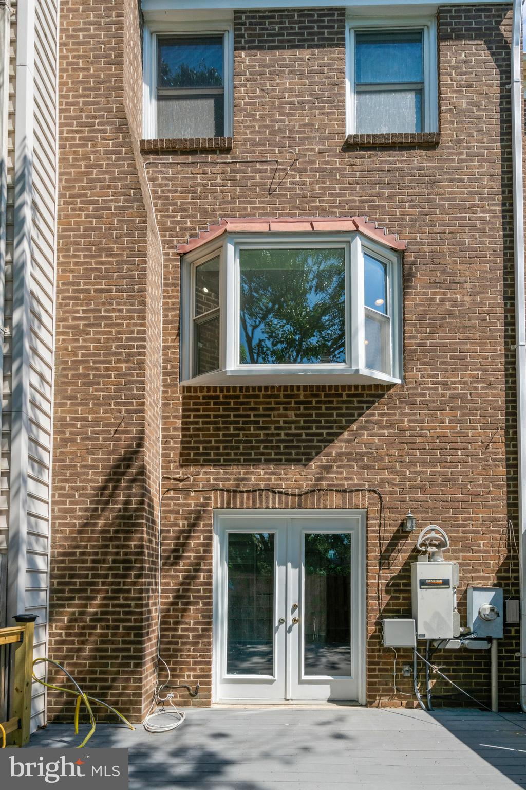 1901-D N Adams St N