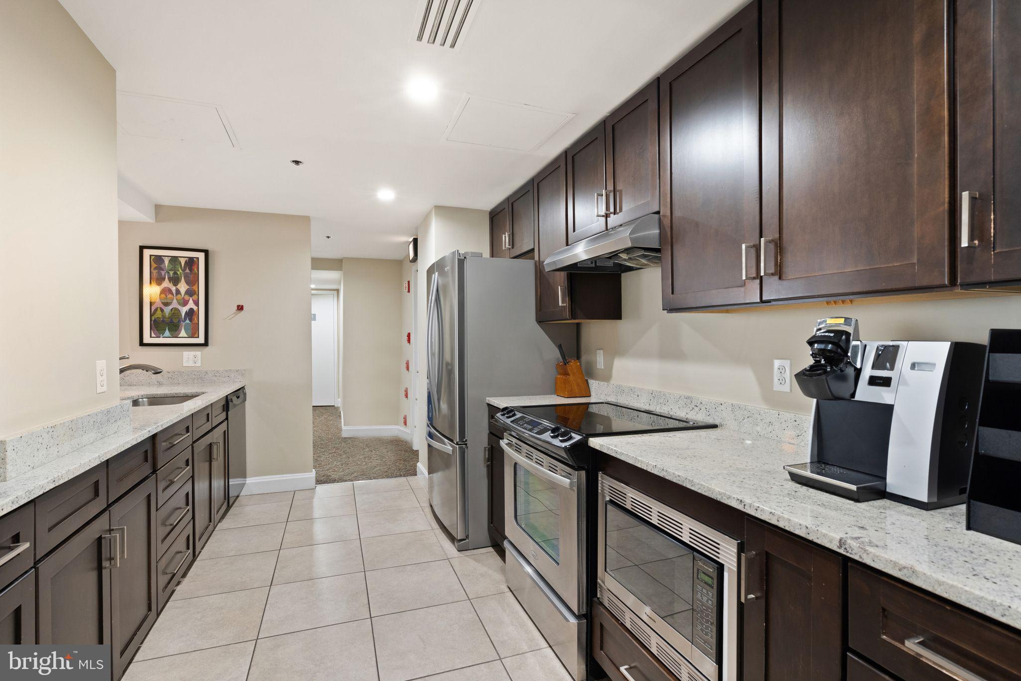 900 N STAFFORD ST #1618