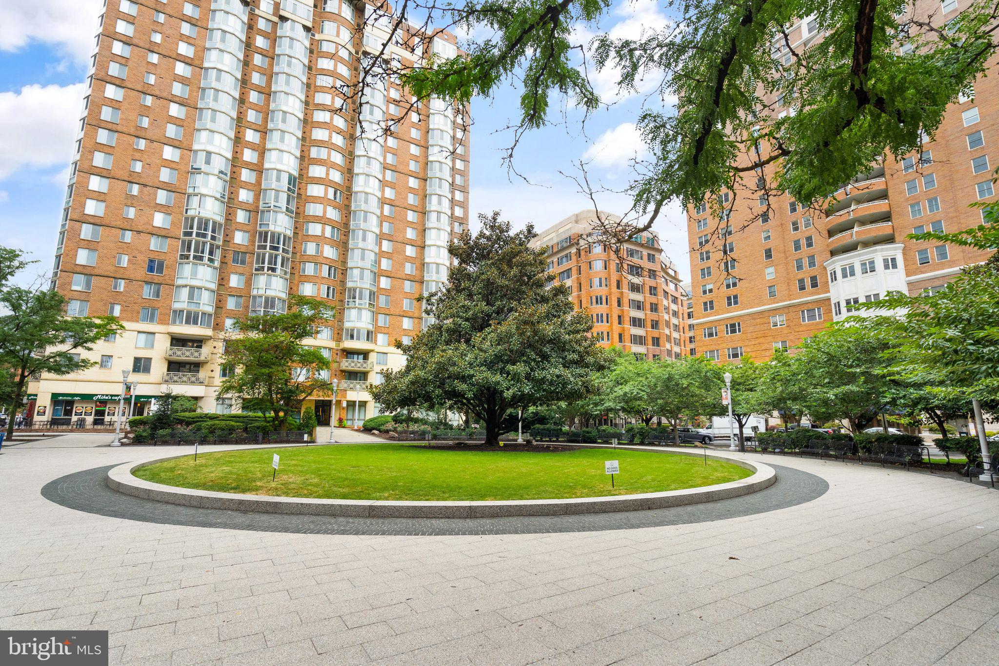 900 N STAFFORD ST #1618