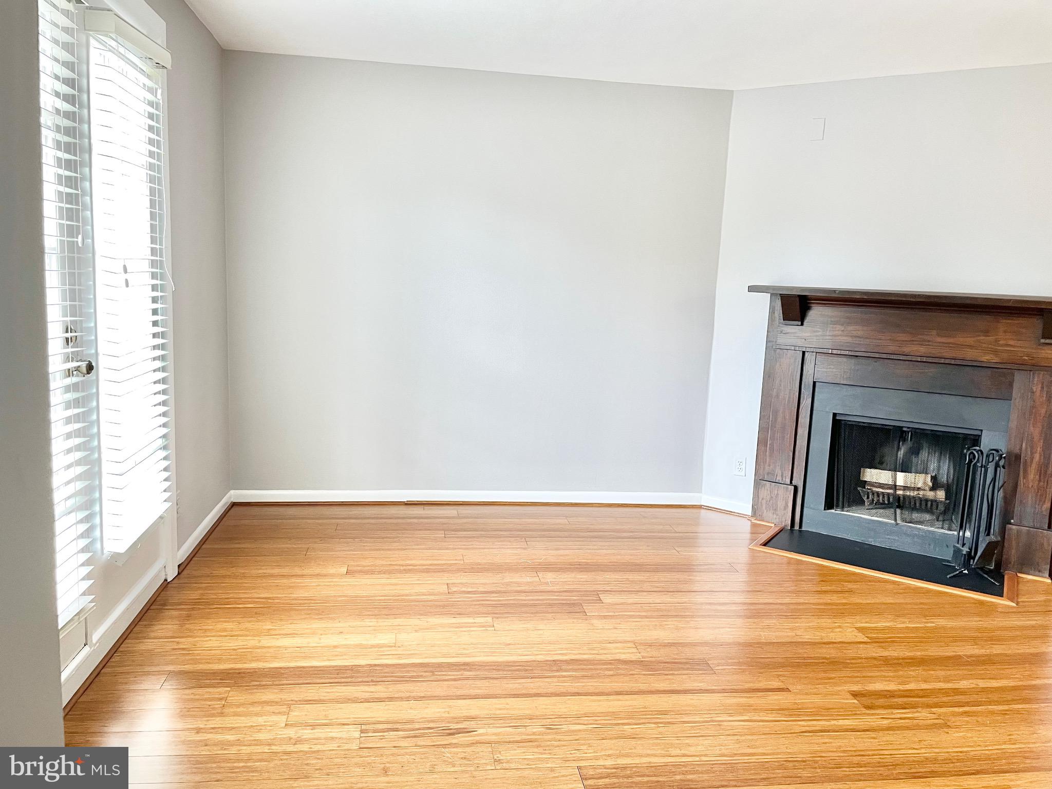 2713 S WALTER REED DR #B