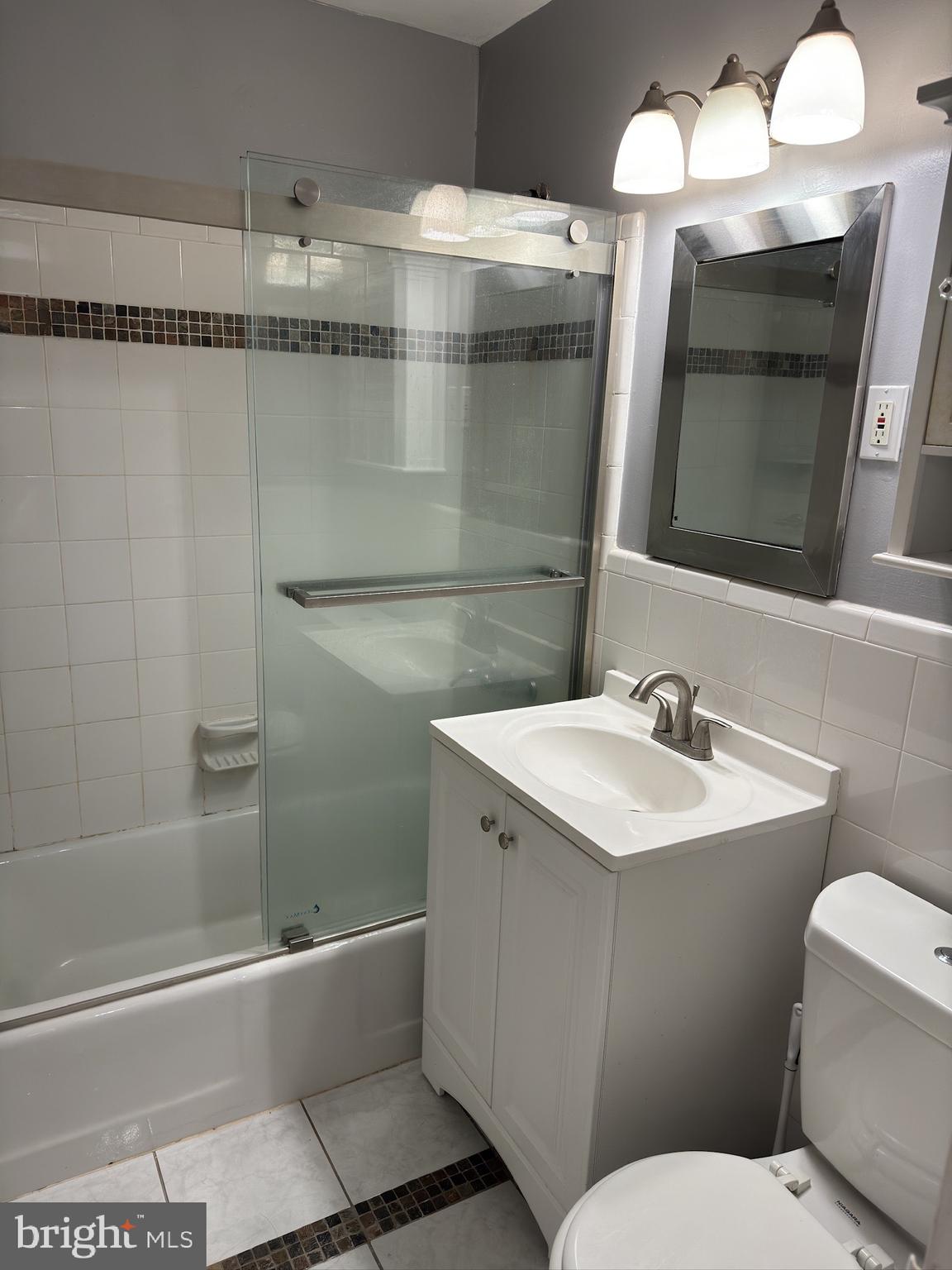 1021 ARLINGTON BOULEVARD #810