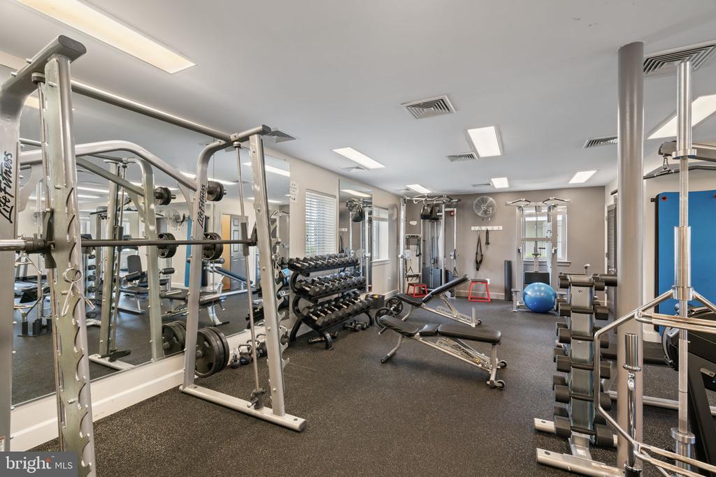 4089 S Four Mile Run Dr #203
