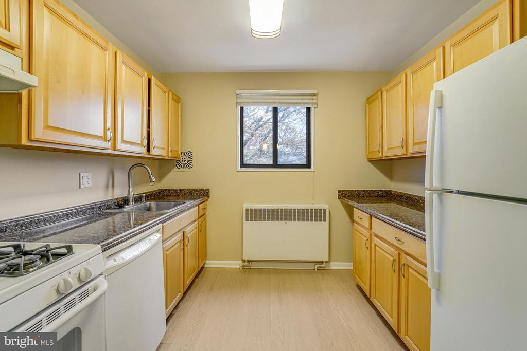3515 Washington Blvd #403