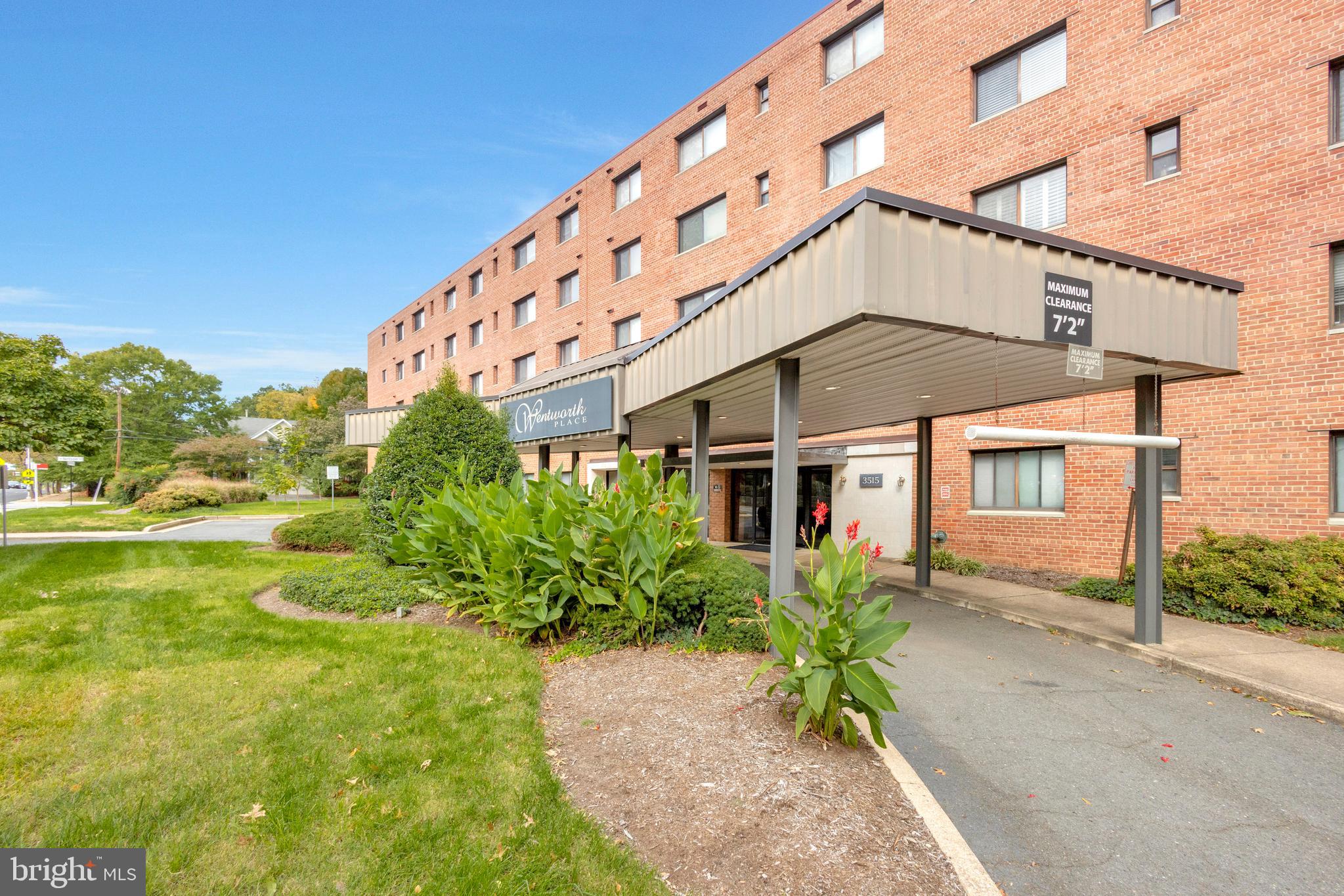 3515 Washington Blvd #403