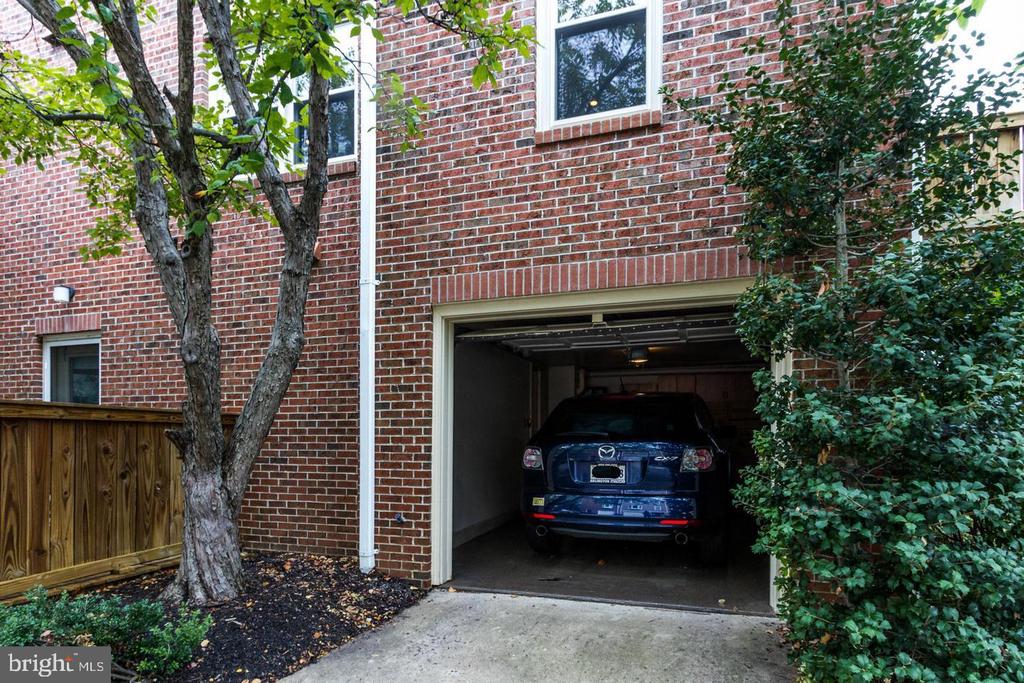 1125-A N STUART ST