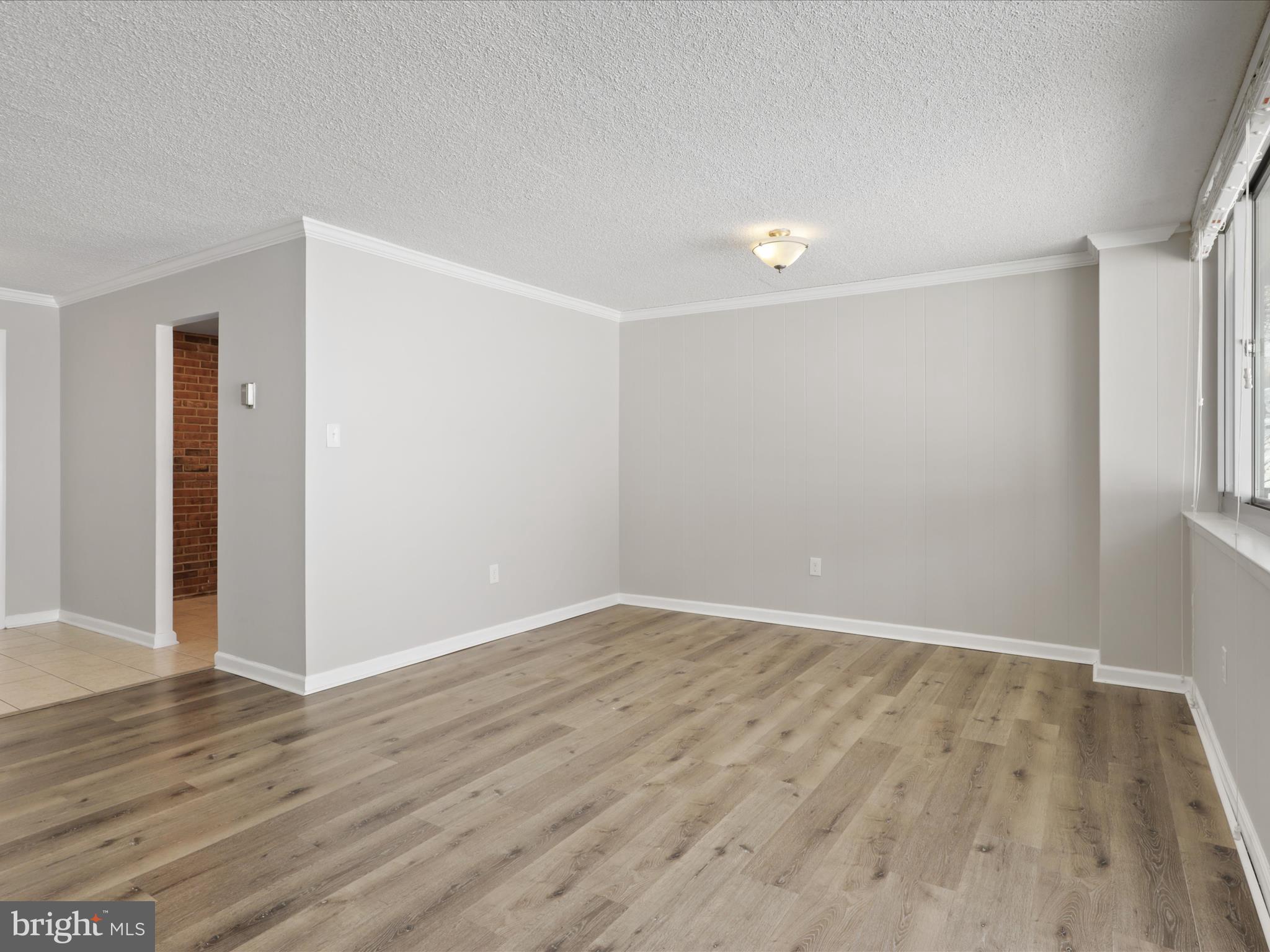 5353 Columbia Pike #208