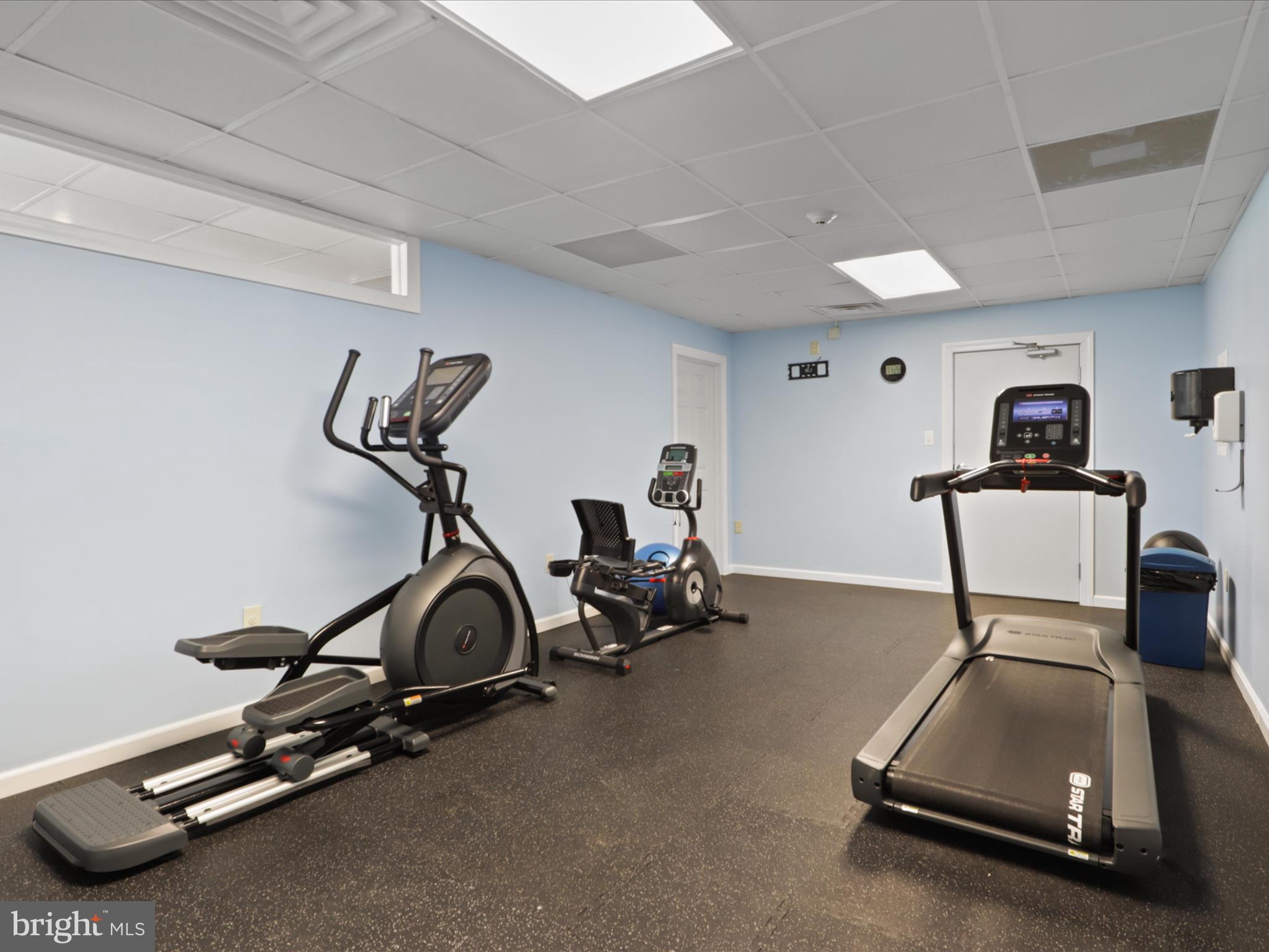 5353 Columbia Pike #208