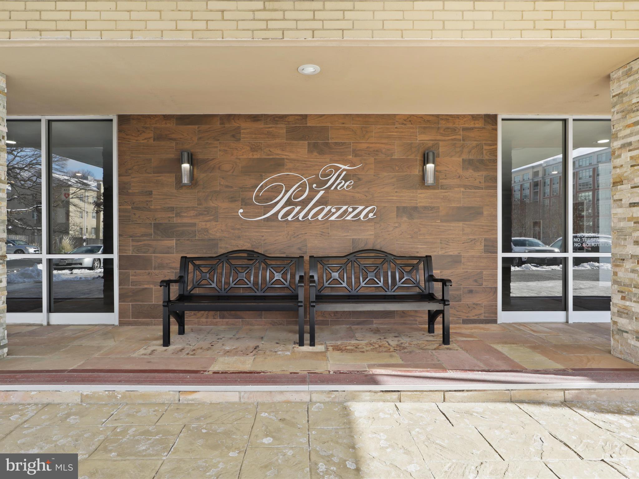 5353 Columbia Pike #208