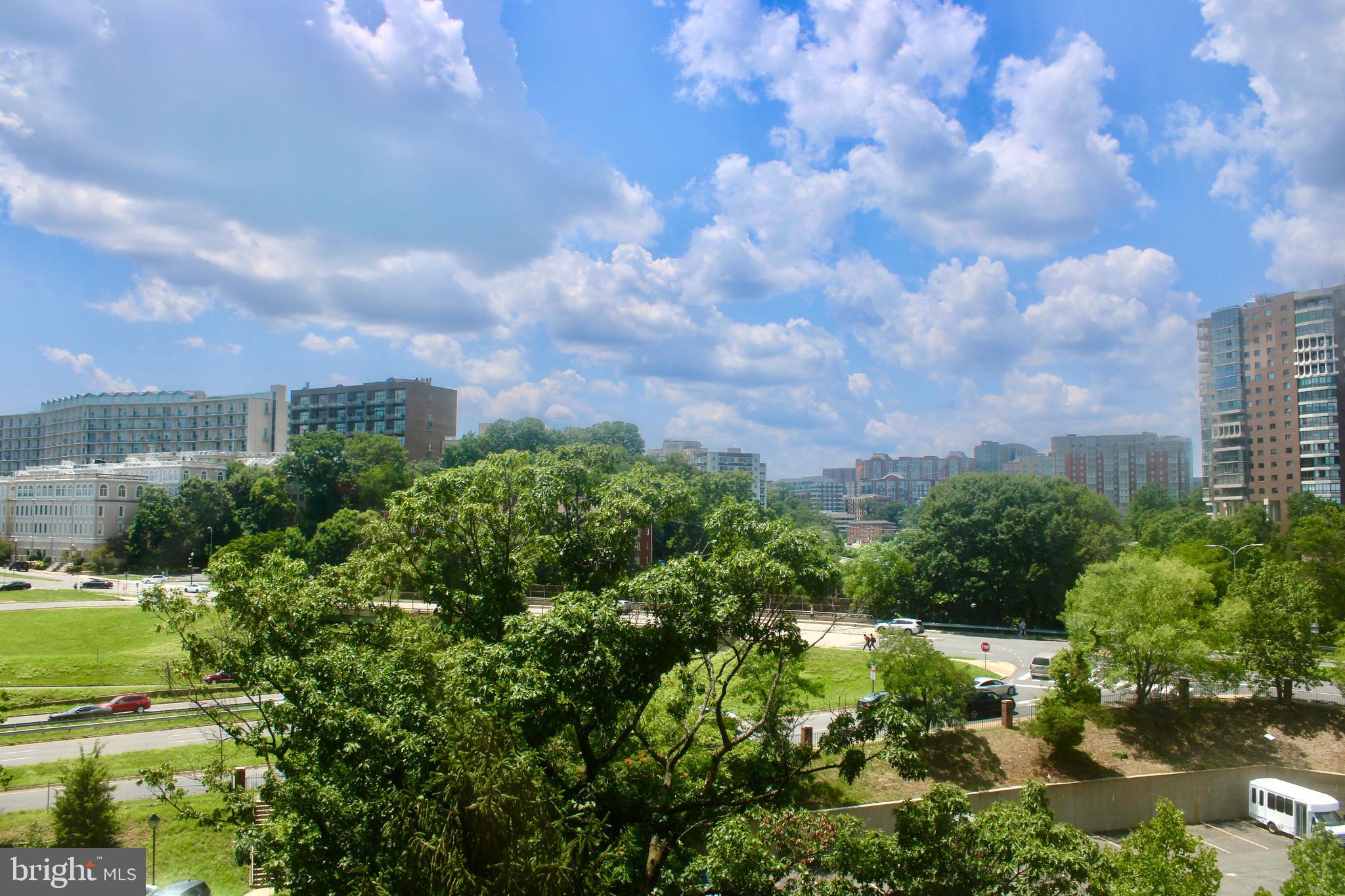 1111 ARLINGTON BLVD #716