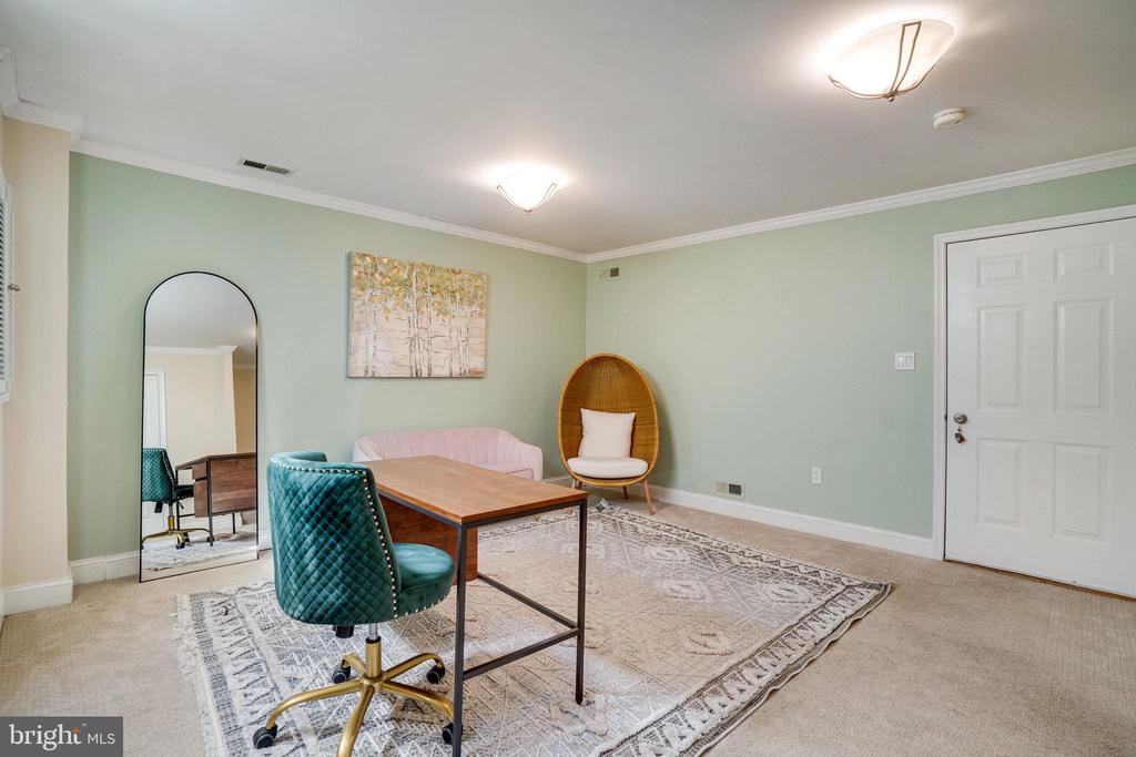 4082 Cherry Hill Rd