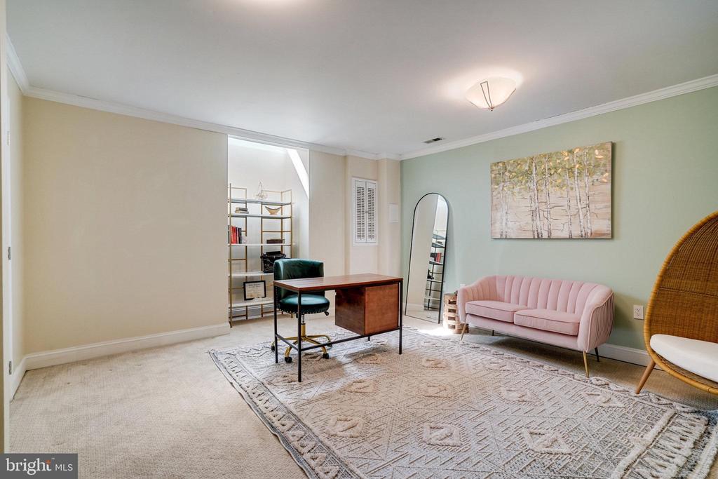 4082 Cherry Hill Rd