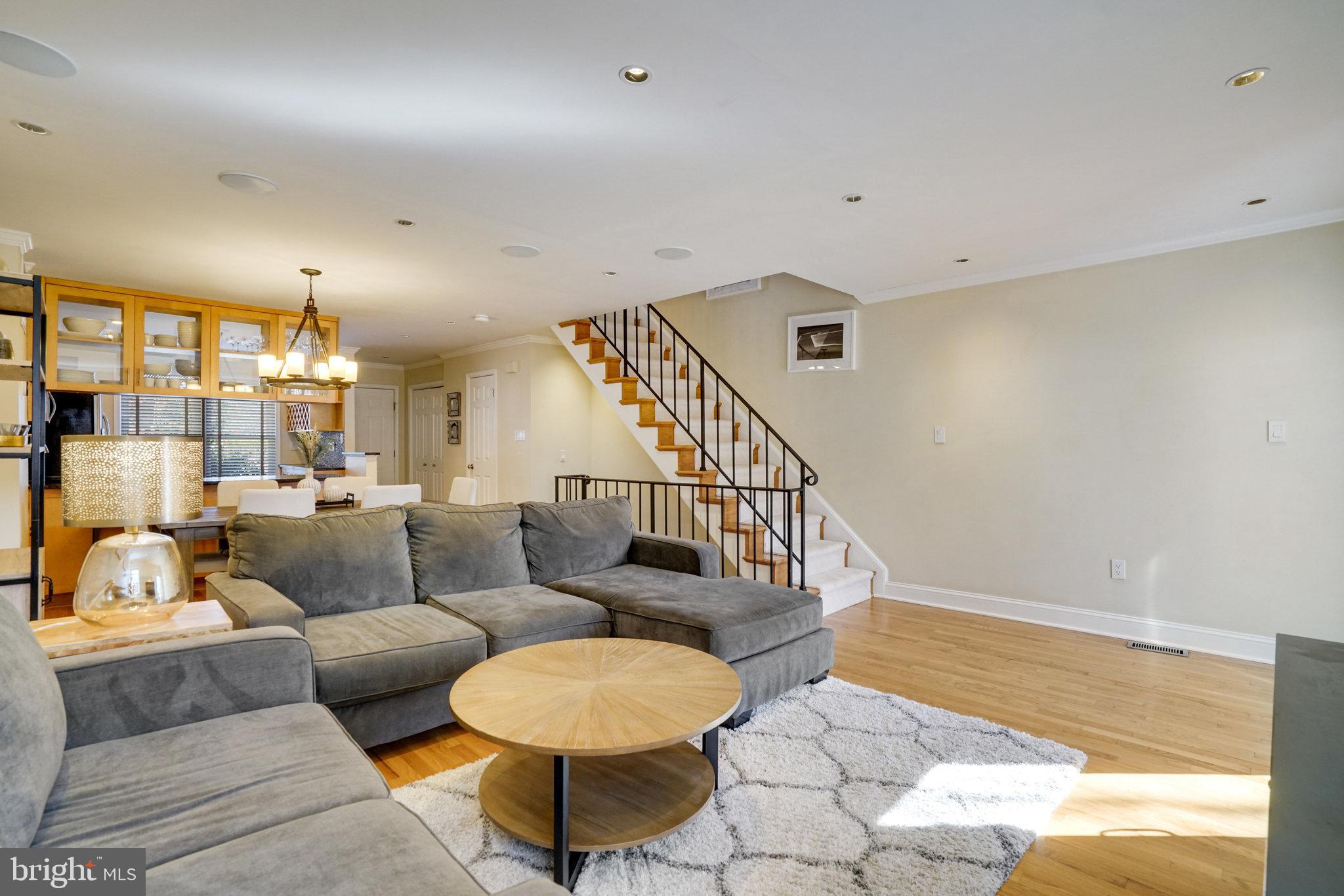 4082 Cherry Hill Rd