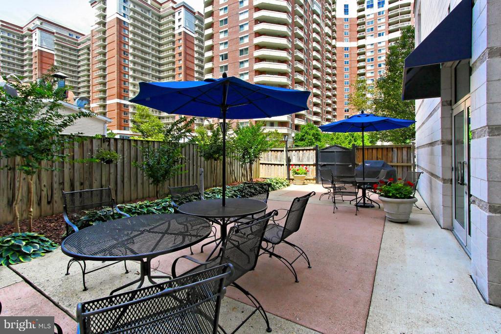 880 N POLLARD ST #503