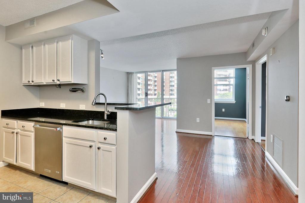 880 N POLLARD ST #503