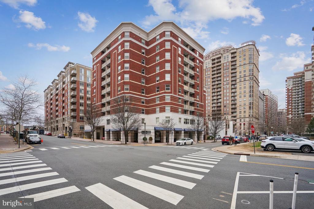 880 N POLLARD ST #503