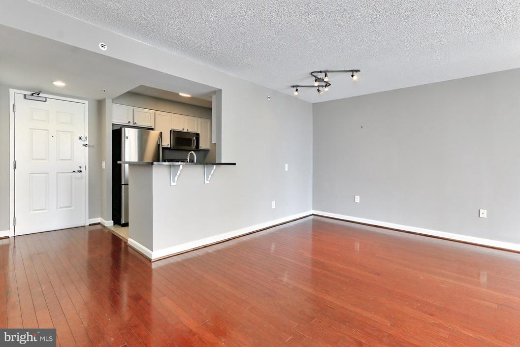 880 N POLLARD ST #503