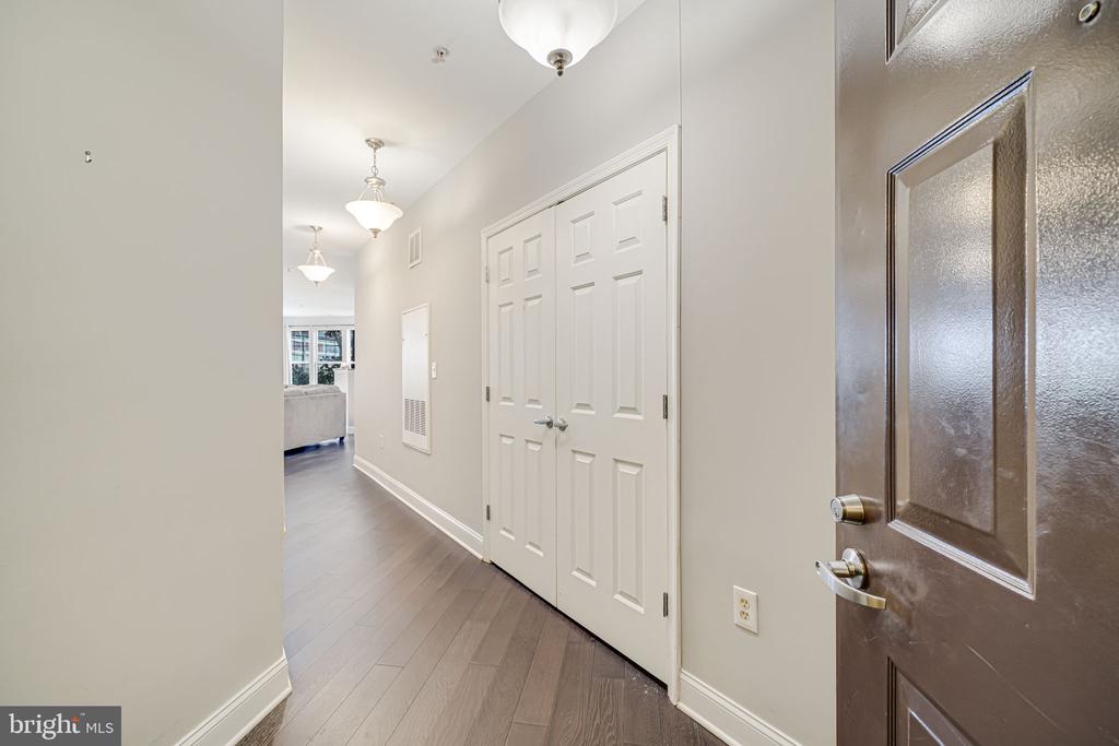 801 S GREENBRIER ST #113