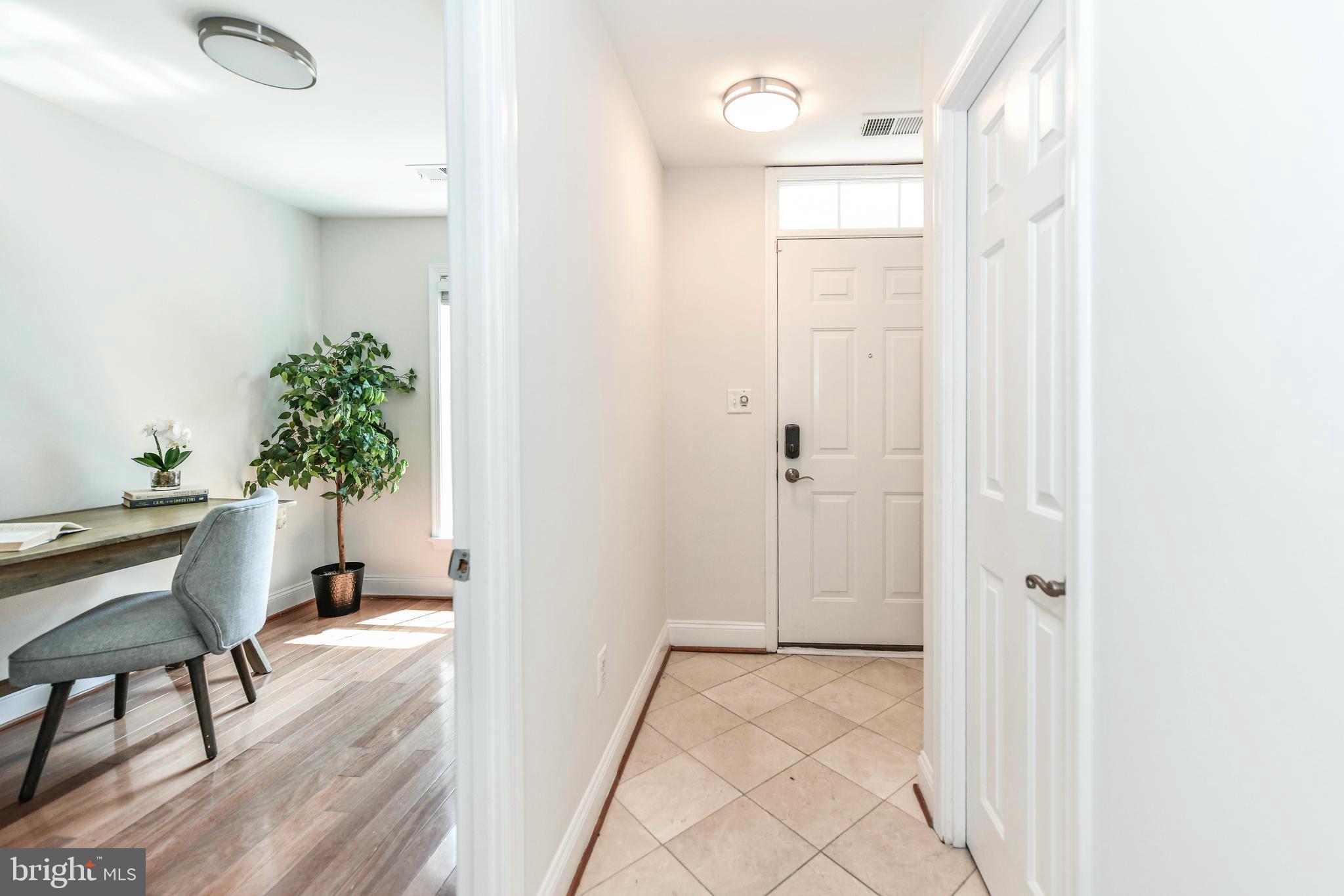 1186 N Utah St